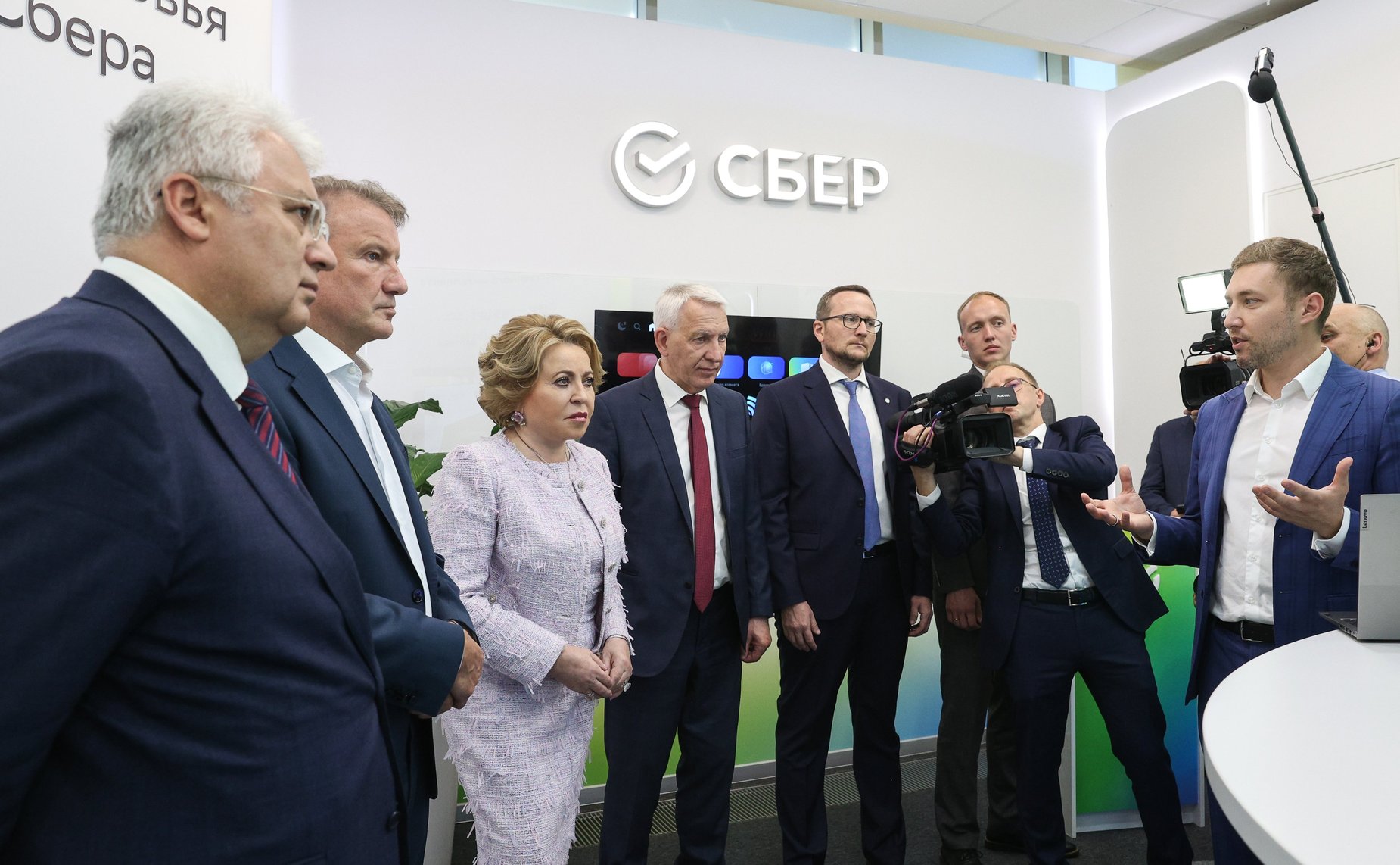 Валентина Матвиенко приняла участие в открытии Центра Искусственного интеллекта Сбера в ФГБУ «НМИЦ им. В. А. Алмазова»