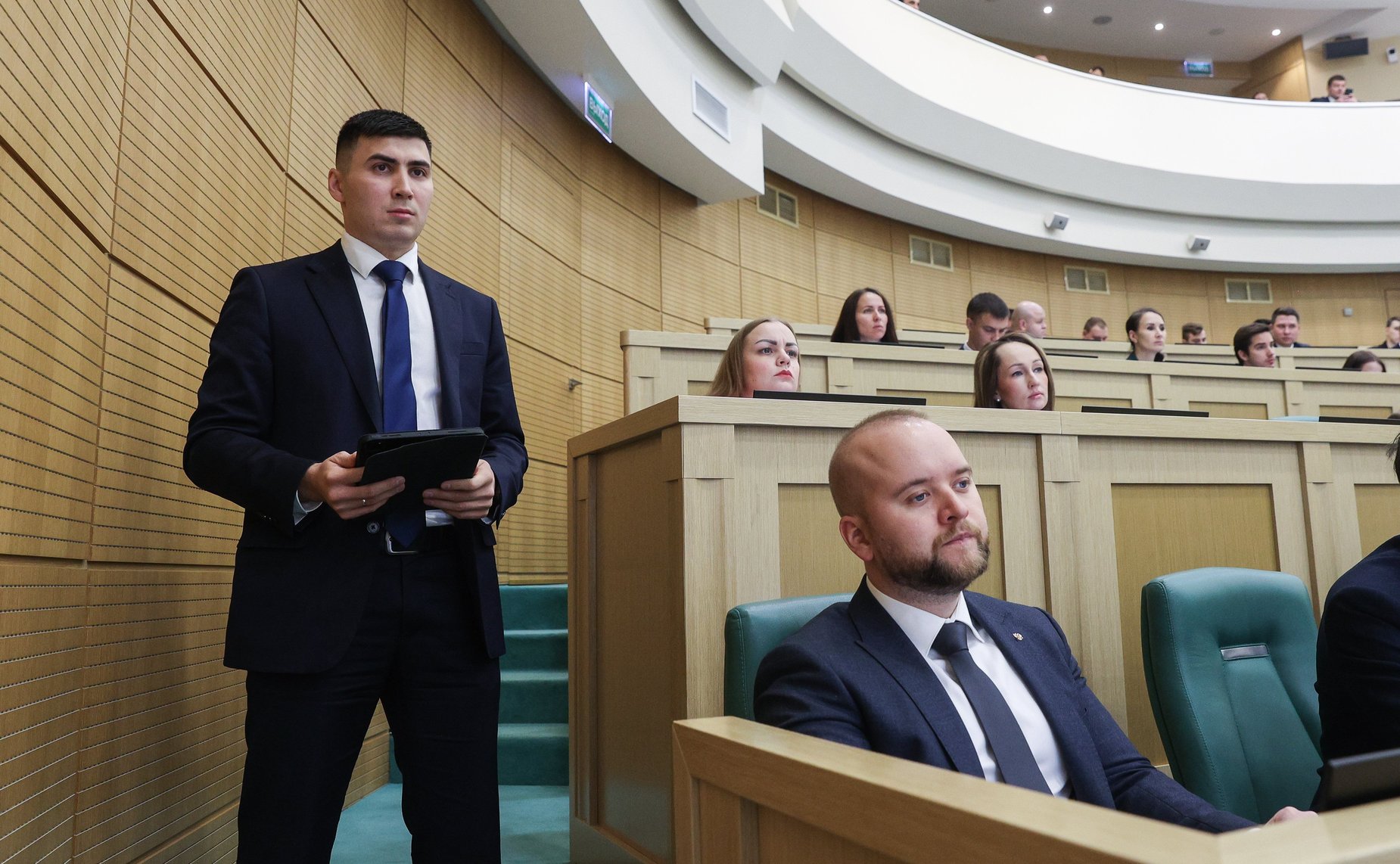 Пленарное заседание Палаты молодых законодателей при Совете Федерации