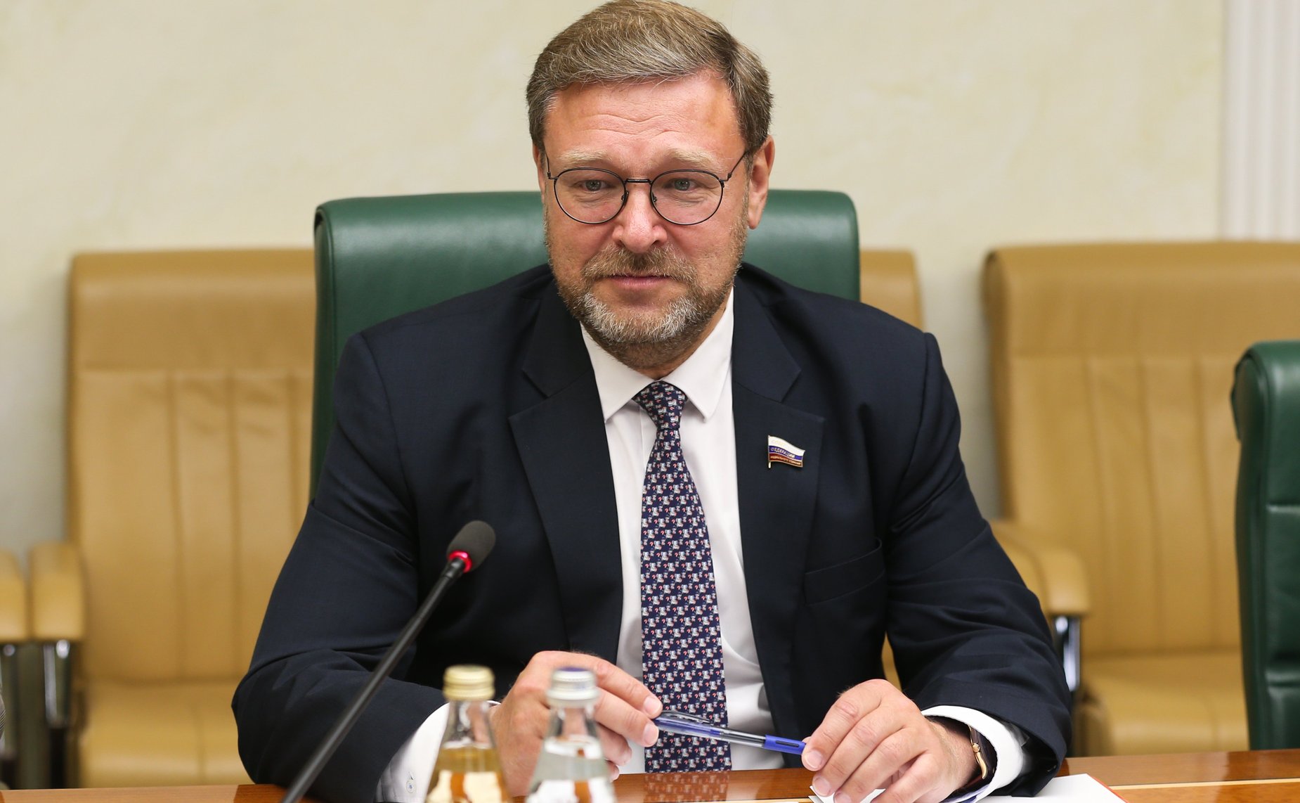 PZAcAlrXU6TOZY2AAERkt8nBYRlrFT9a.jpg