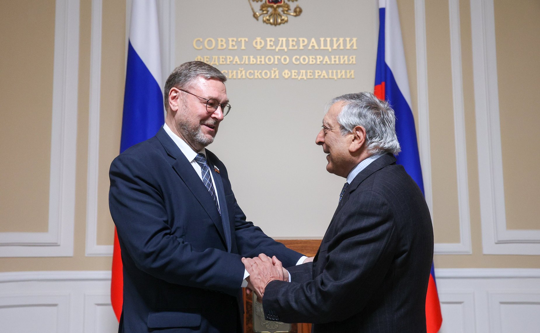 Встреча заместителя Председателя Совета Федерации Константина Косачева с президентом Университета им. Джавахарлала Неру (Индия) профессором Канвалом Сибалом