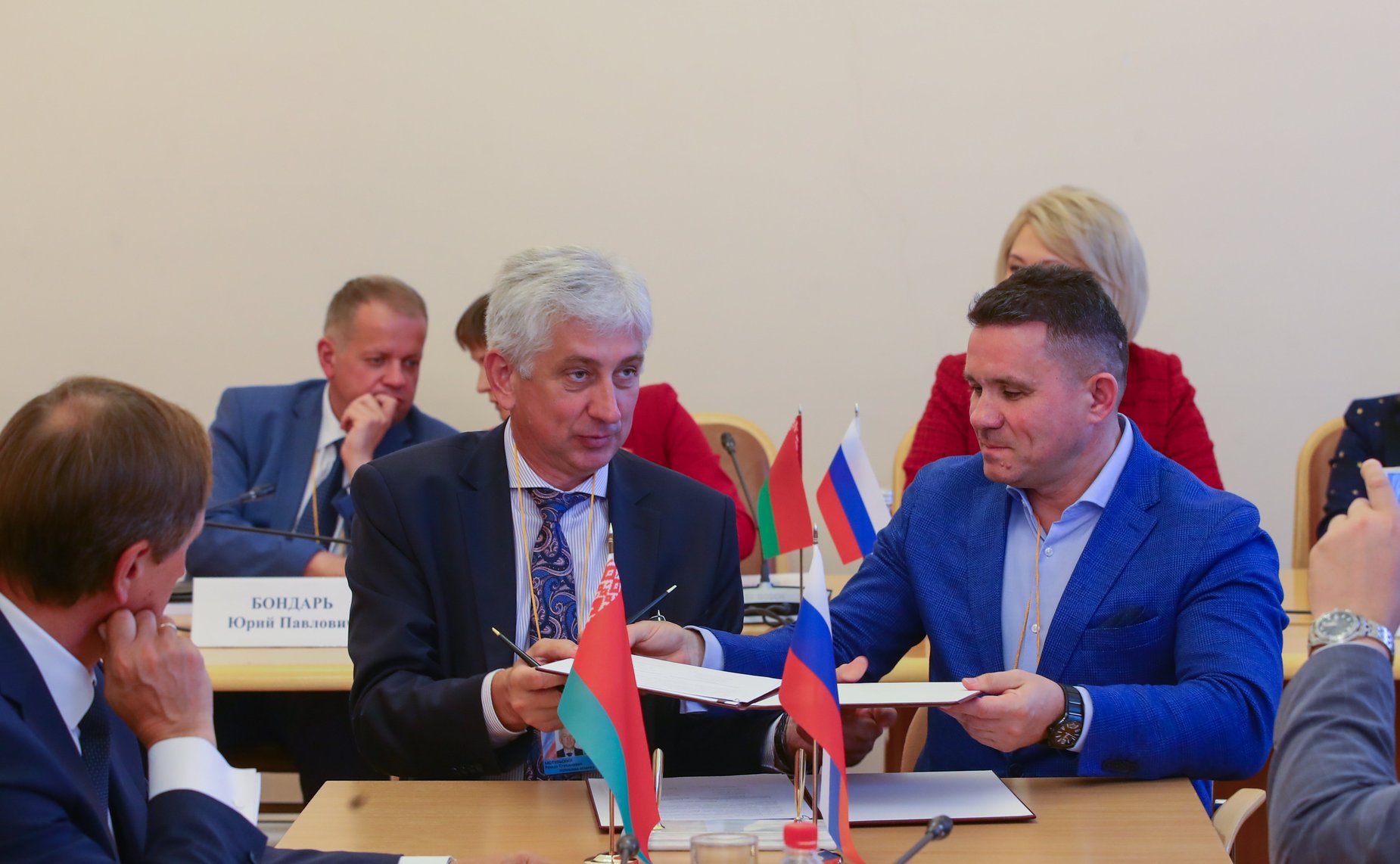 Заседание Секции 3. «Культурно-гуманитарные проекты как связующее звено духовной жизни народов России и Беларуси»