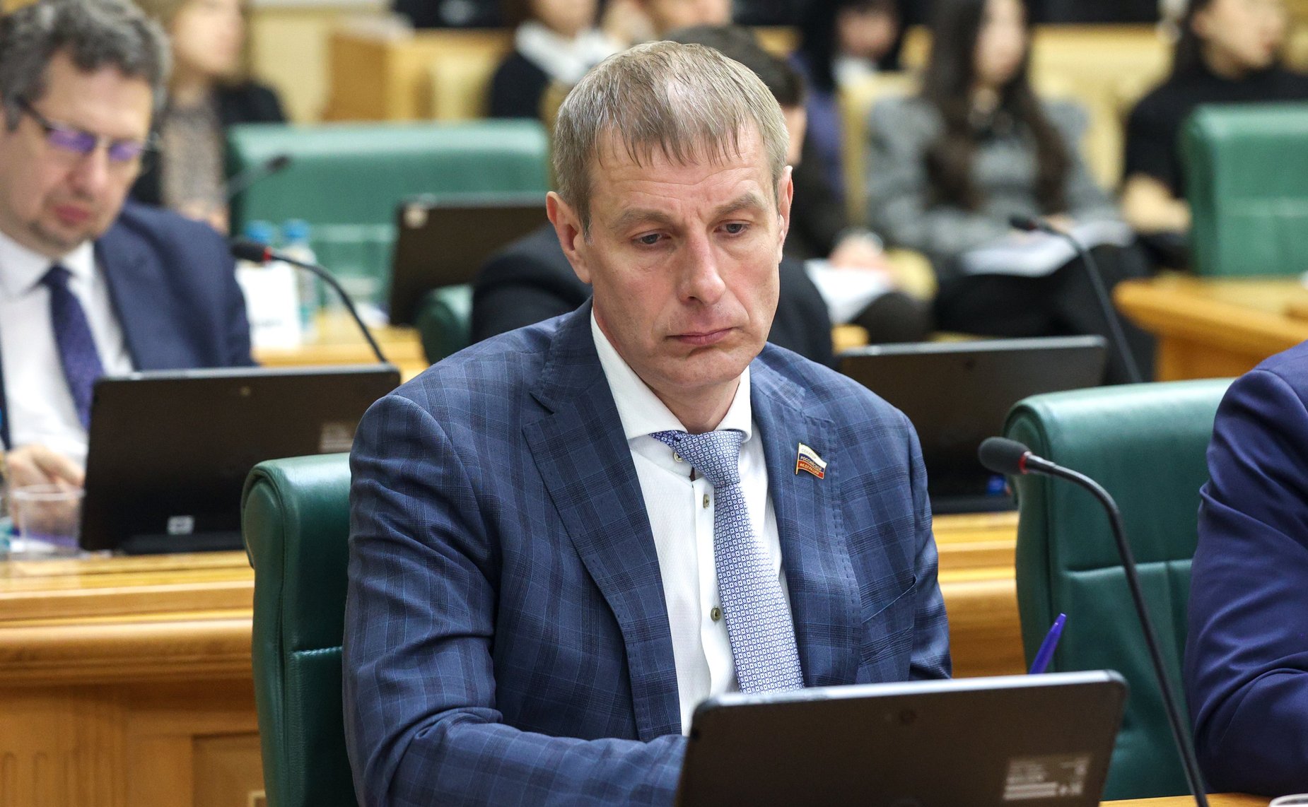 Олег Земцов