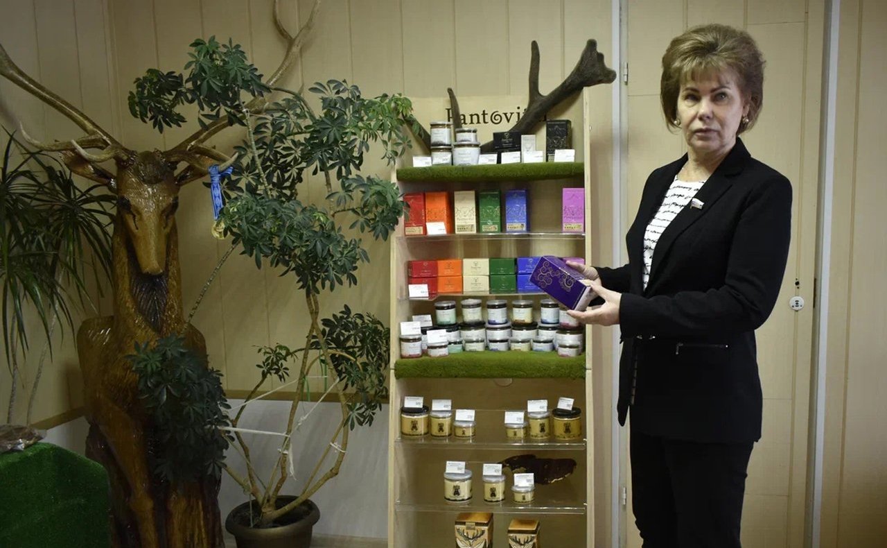 Татьяна Гигель встретилась с коллективом компании «Пантовитал», которая занимается глубокой переработкой пантов марала