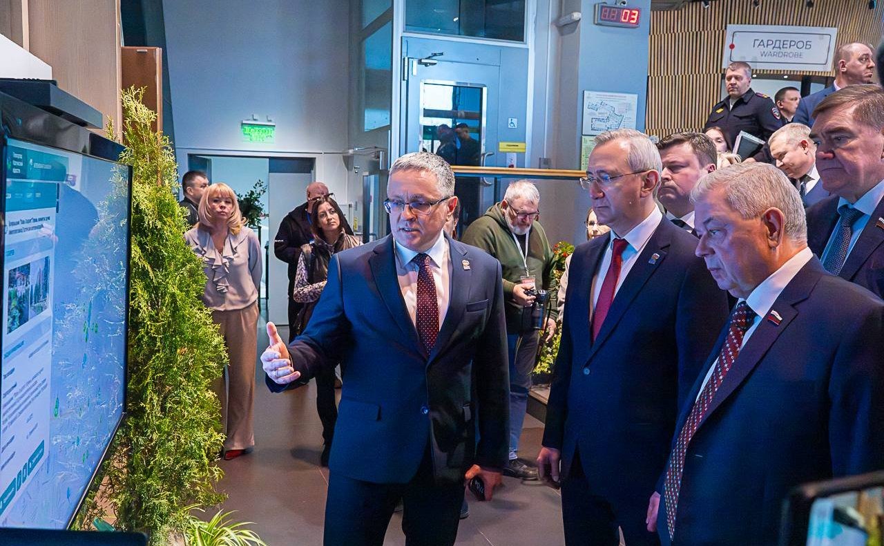 Анатолий Артамонов с рабочей поездкой посетил Калугу и город Обнинск