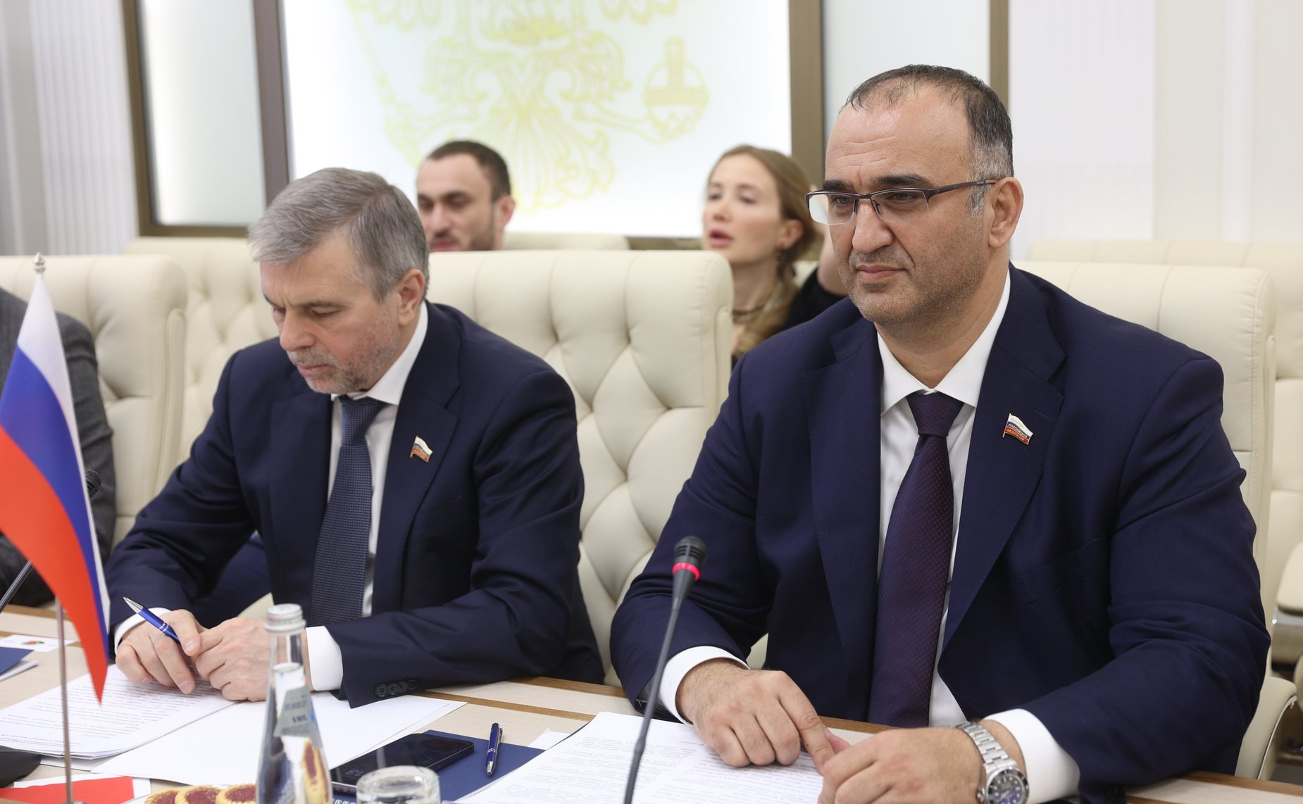 Встреча руководителя группы по сотрудничеству СФ с Государственным советом Султаната Оман, заместителя председателя Комитета СФ по социальной политике Мохмада Ахмадова с Чрезвычайным и Полномочным Послом Султаната Оман в РФ