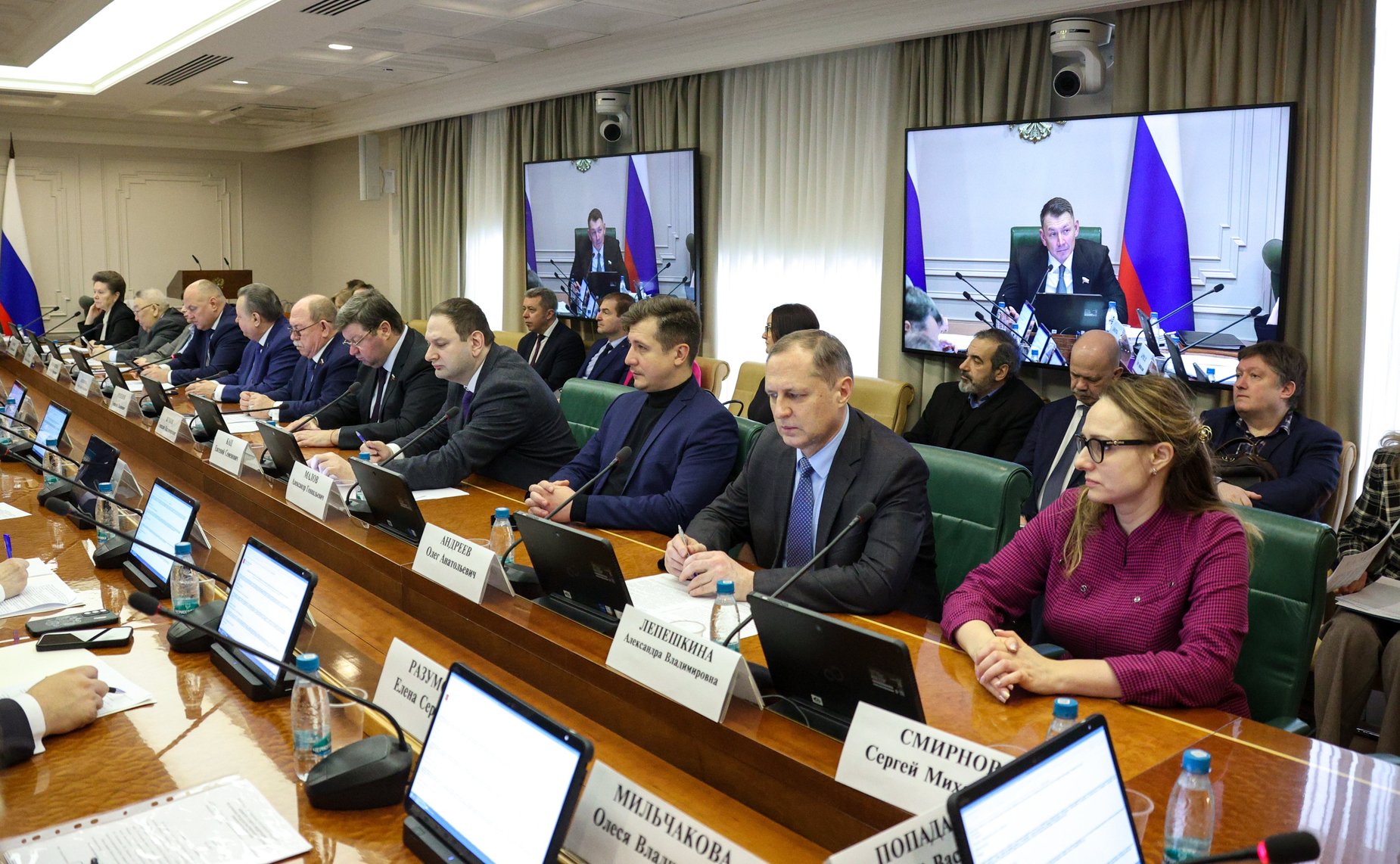 Заседание Комитета Совета Федерации по аграрно-продовольственной политике и природопользованию