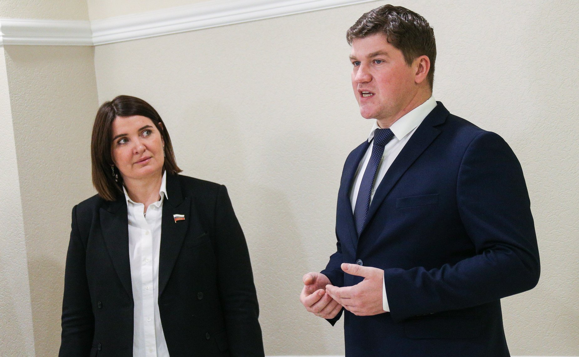 В Совете Федерации открылась фотовыставка, посвященная проекту пензенских добровольцев «По следам забытых усадеб»