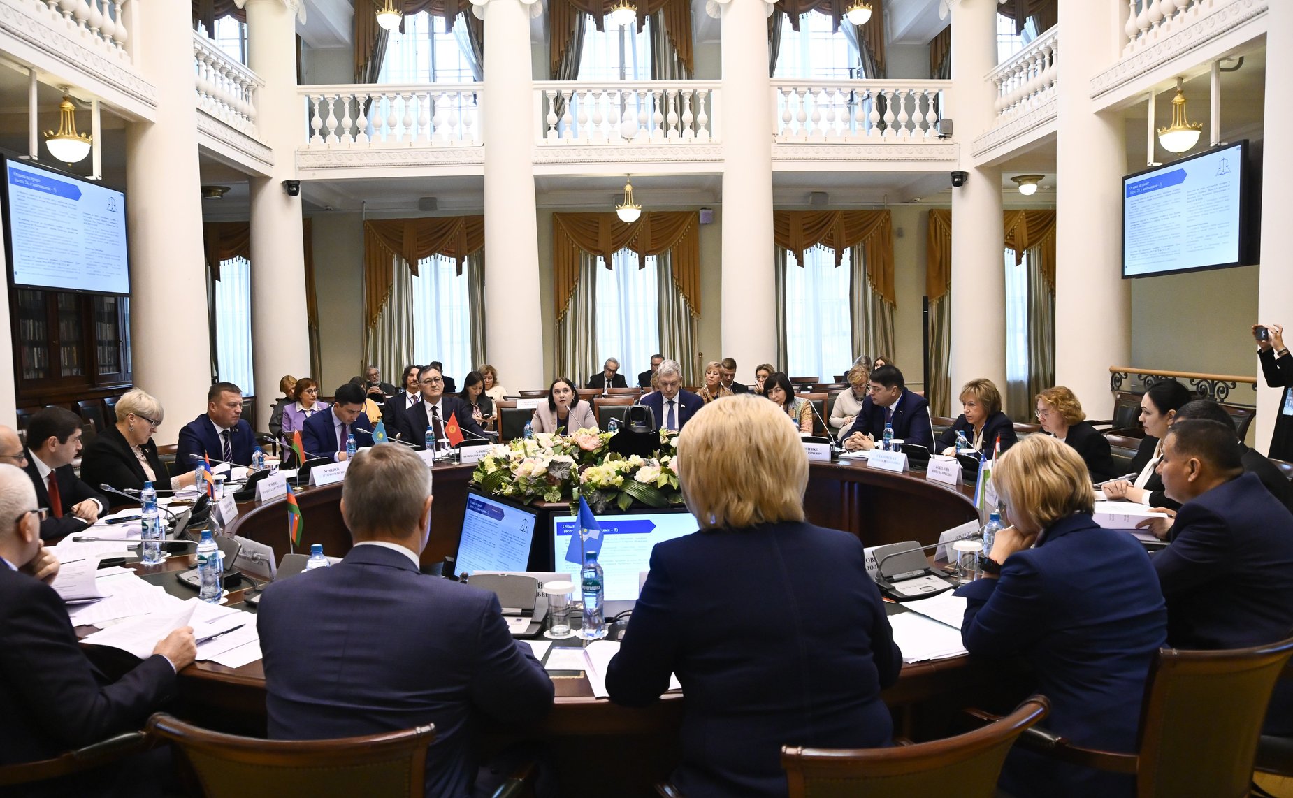 Лилия Гумерова провела заседание Постоянной комиссии МПА СНГ по науке и образованию