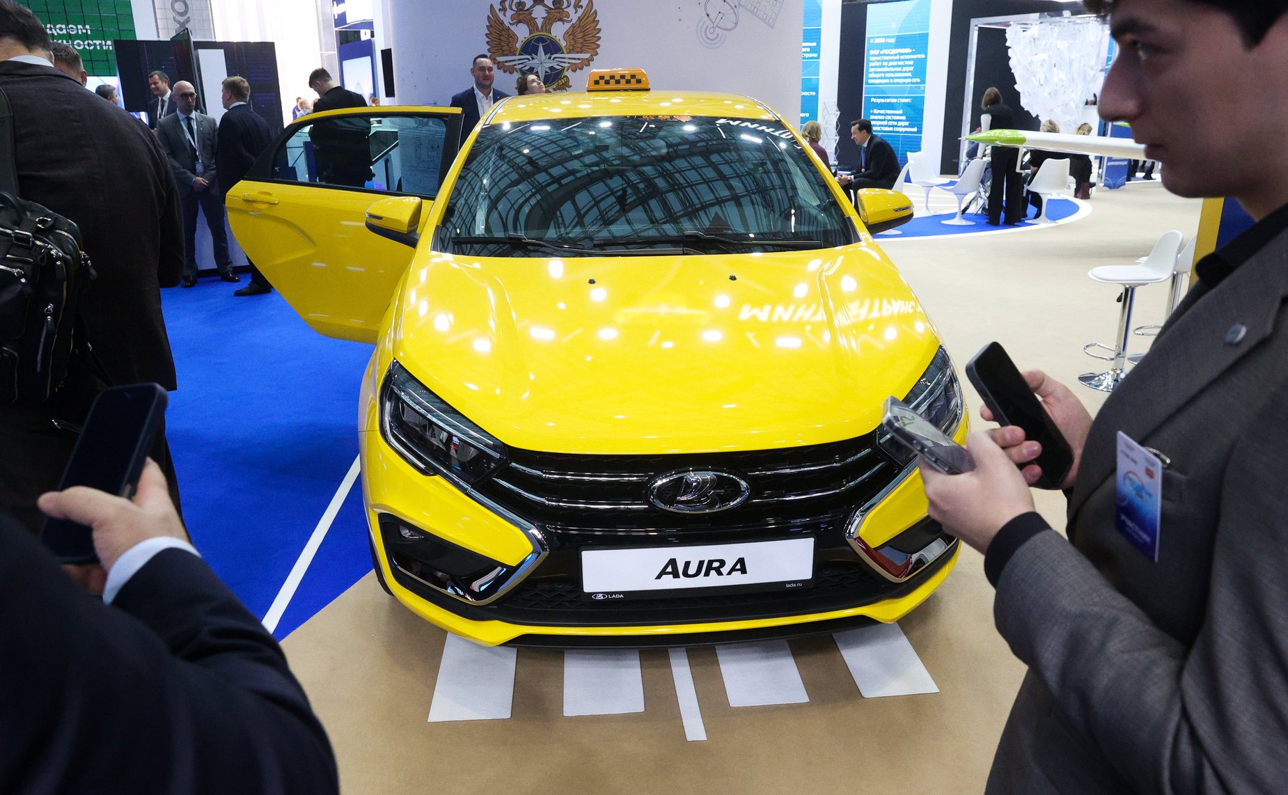 Совместное заседание Комитета Совета Федерации по экономической политике и Комитета Государственной Думы по транспорту в рамках Транспортной недели – 2025 «О совместных подходах к развитию пунктов пропуска через Государственную границу РФ»