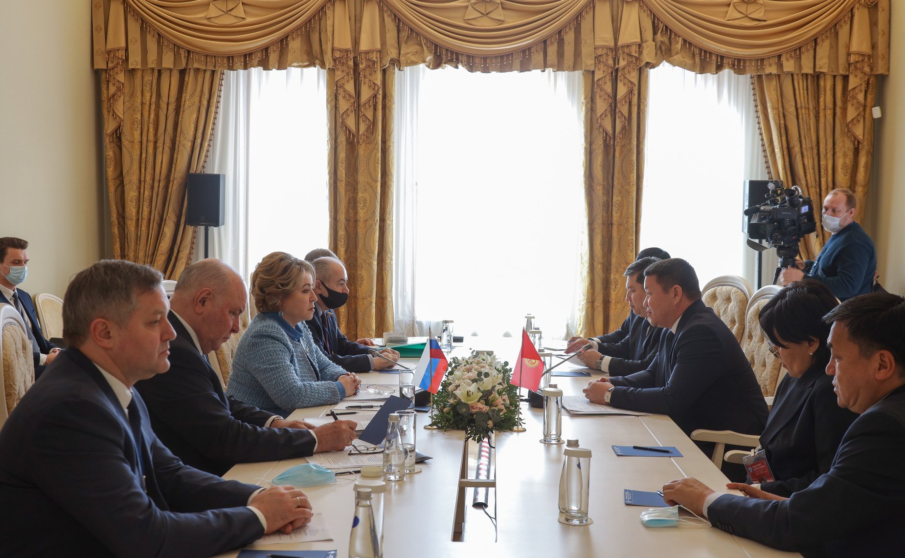 Встреча Председателя Совета МПА СНГ, Председателя СФ Валентины Матвиенко с Председателем Жогорку Кенеша Кыргызской Республики Талантом Турдумаматовичем Мамытовым