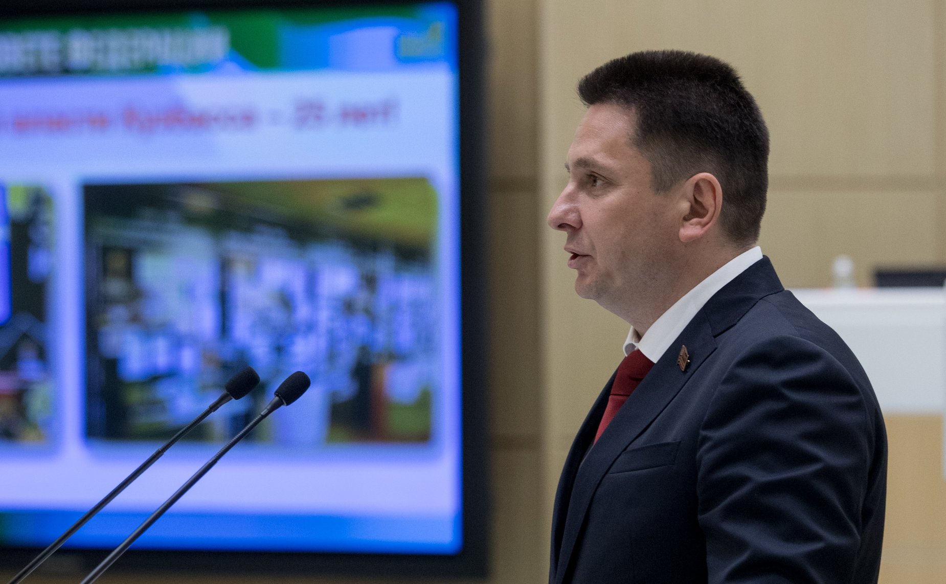 Вячеслав Петров