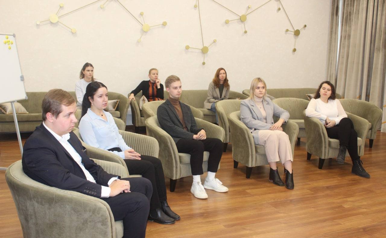 Александр Савин встретился в Калуге со студенческим активом и волонтерами