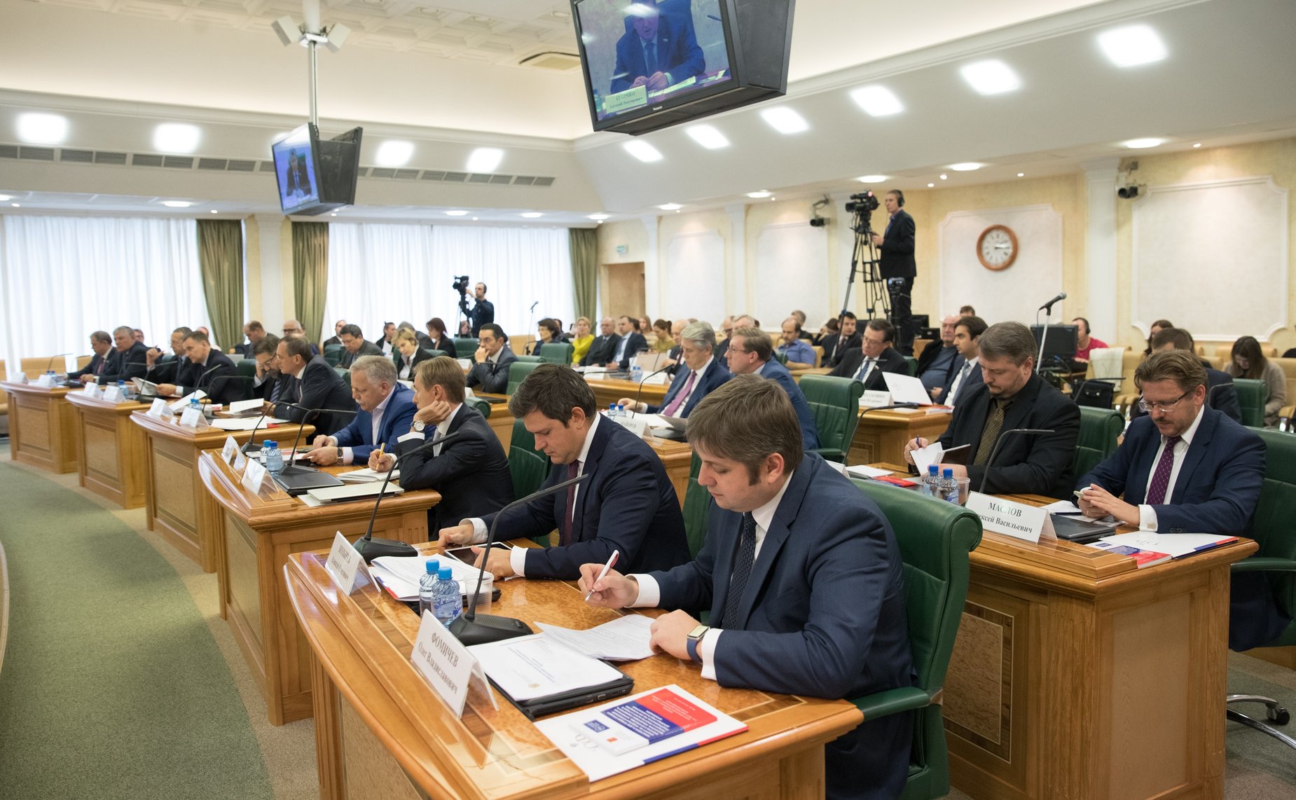 Заседание Межрегионального банковского совета при СФ на тему «Основные направления развития цифровой экономики в финансовом секторе и их законодательное обеспечение»