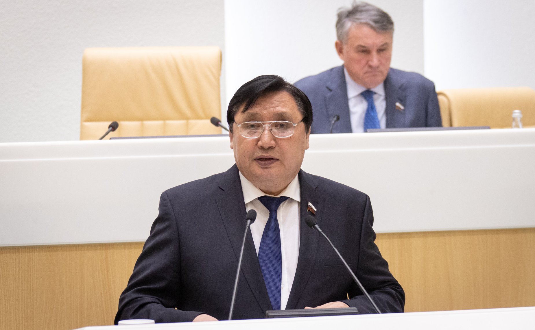 Александр Акимов