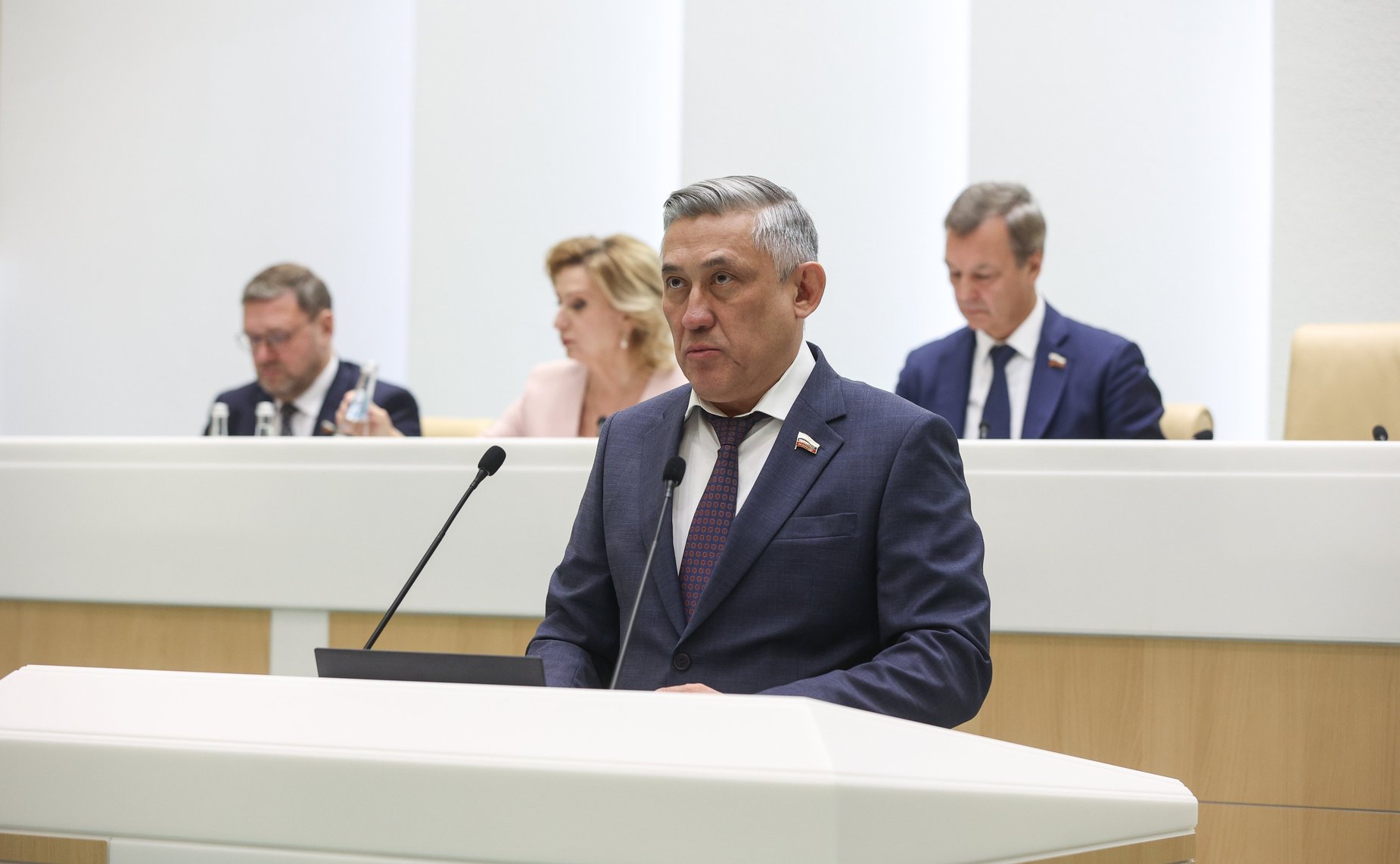 Юрий Валяев