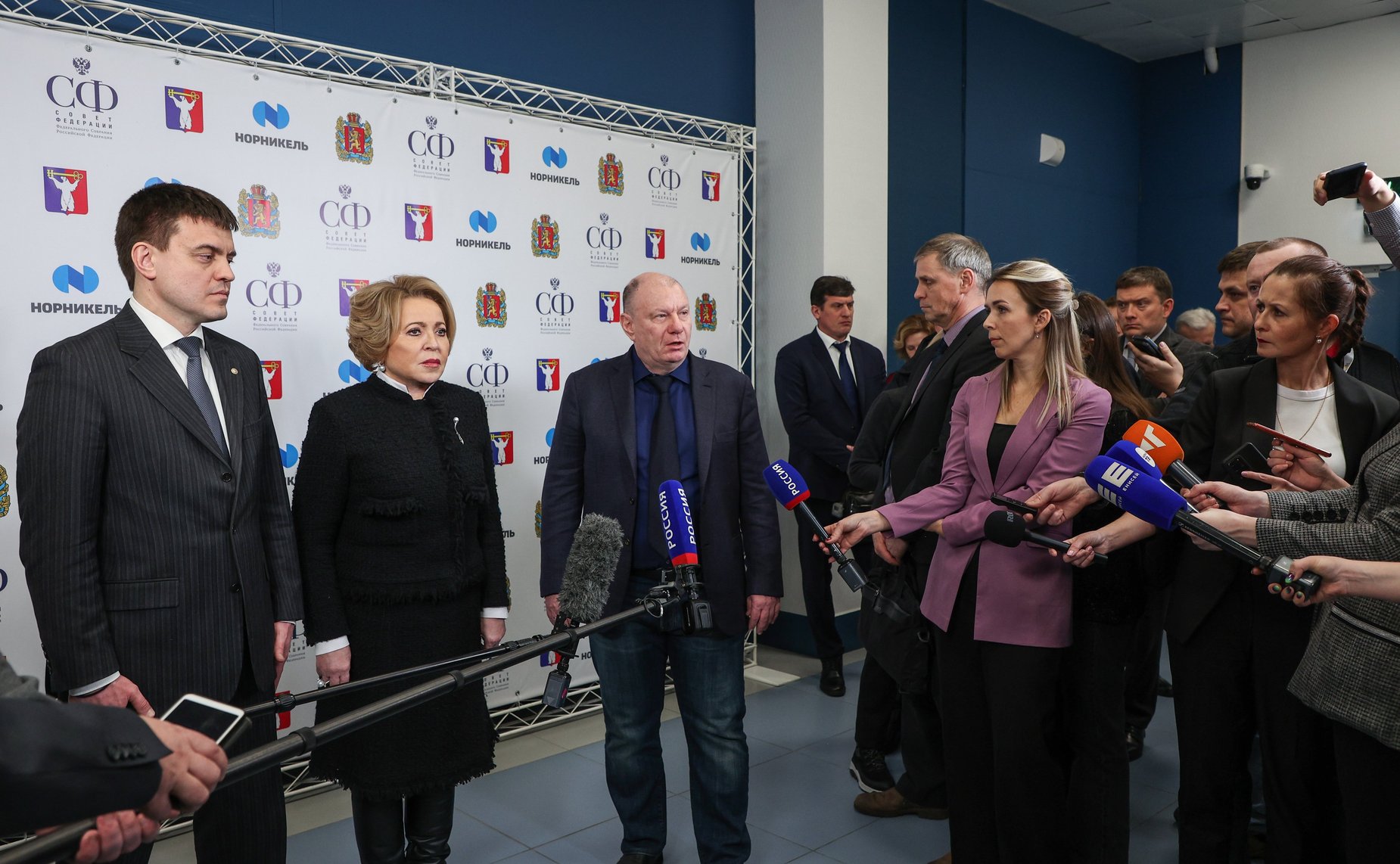 Пресс-подход Председателя Совета Федерации Валентины Матвиенко по итогам рабочей поездки в Красноярский край