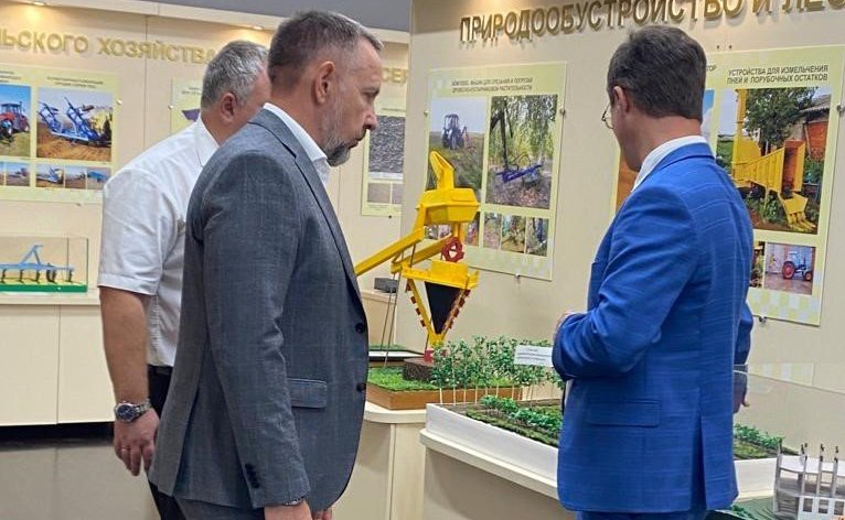 Олег Алексеев в ходе работы в регионе посетил Саратовский государственный университет генетики, биотехнологии и инженерии имени Н.И. Вавилова