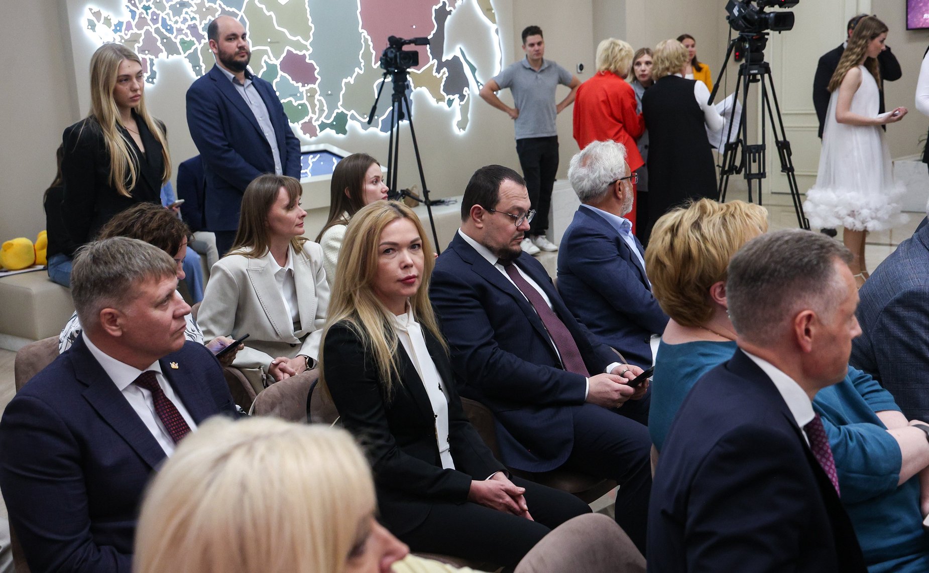 Торжественная церемония награждения победителей Национальной премии в сфере товаров и услуг для детей «Золотой медвежонок»