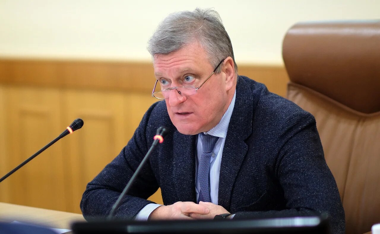 Виктор Бондарев принял участие в рабочей встрече делегации фармацевтической компании