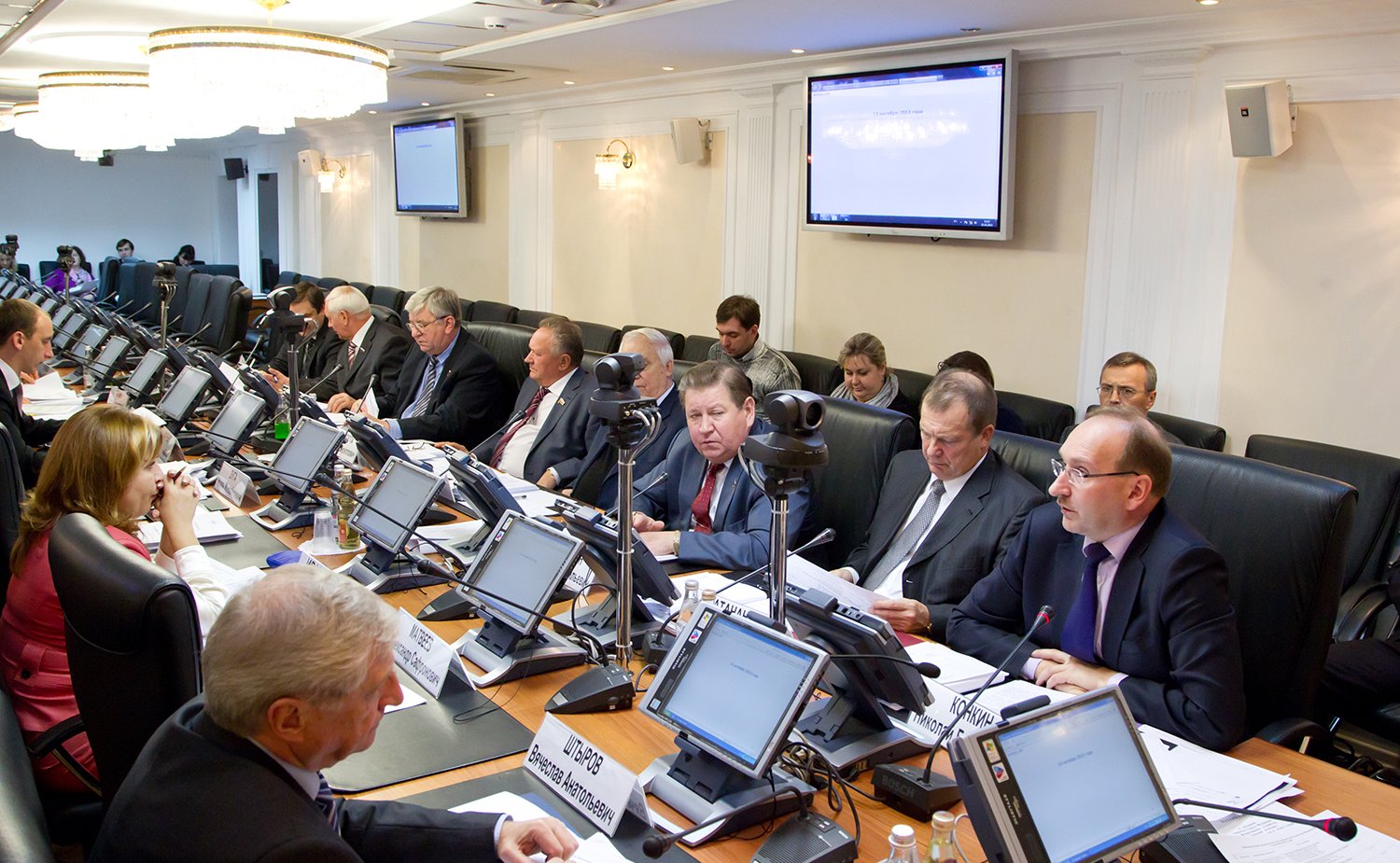 15-10-2013 Комитет по делам севера-10