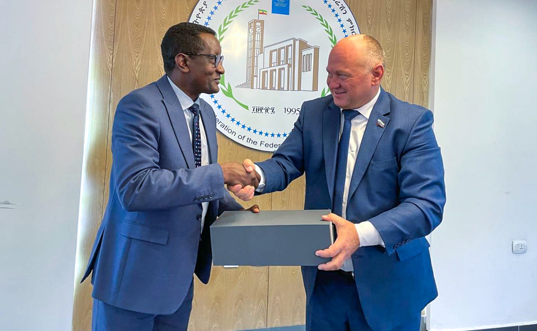 В ходе визита Алексей Кондратенко провел встречу с членами Совета Федерации Демократической Республики Эфиопии