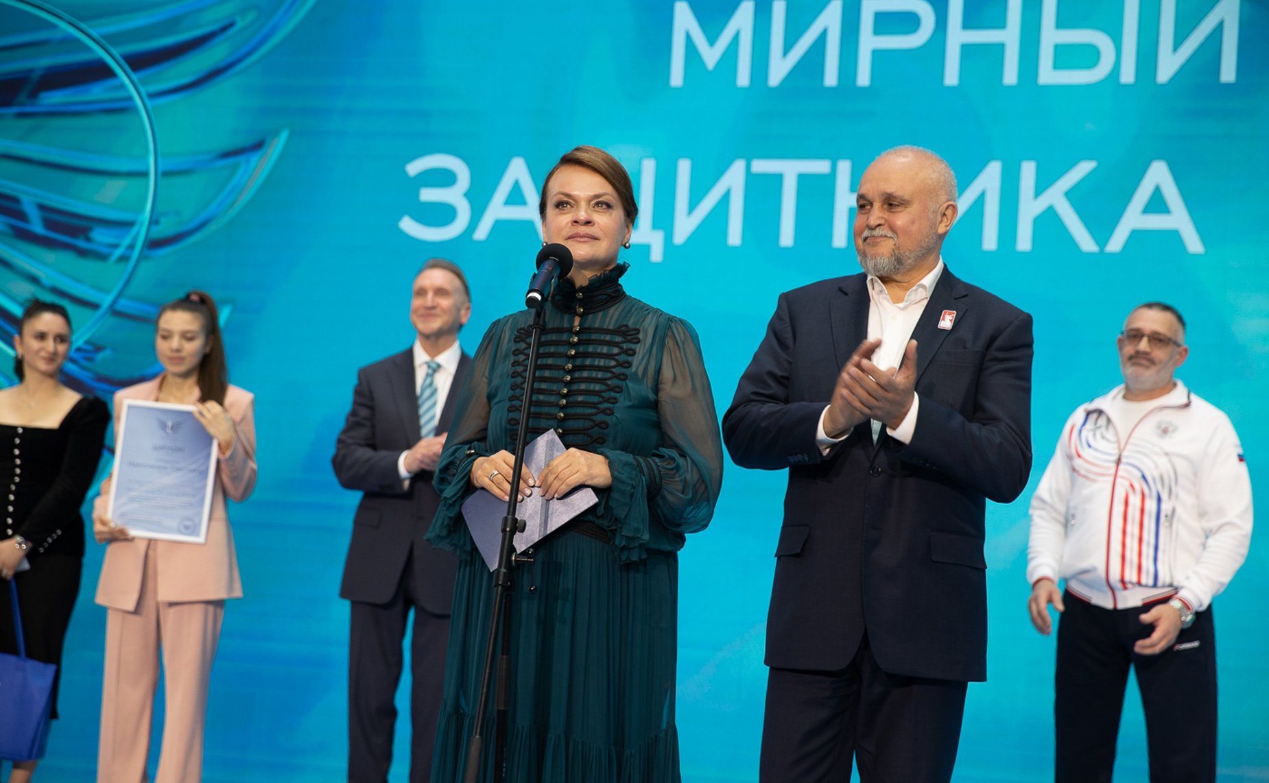 XXVIII Петербургский международный экономический форум (ПМЭФ’25). Показ международного конкурса адаптивной моды «На крыльях»