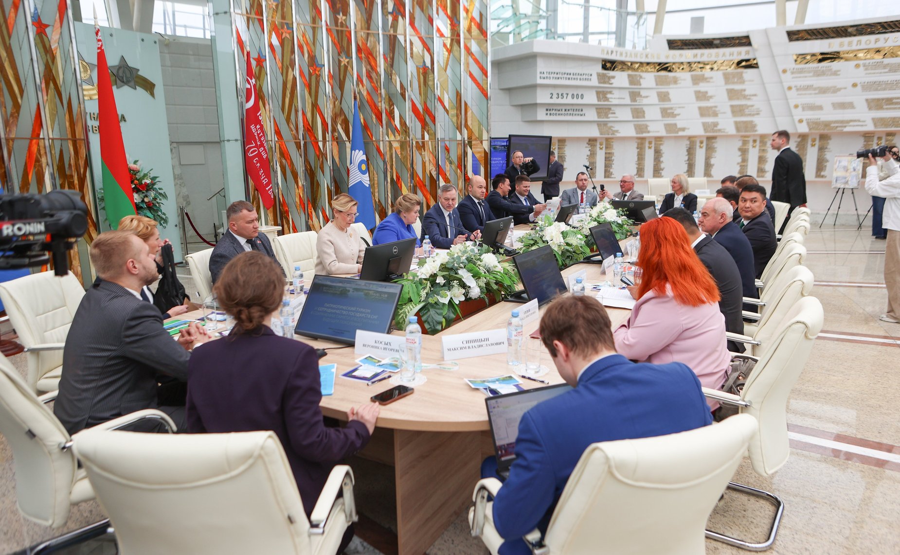 Заместитель Председателя Совета Федерации Инна Святенко приняла участие в заседании круглого стола на тему «Патриотический туризм и сотрудничество государств СНГ в сохранении памяти и воспитании будущих поколений»