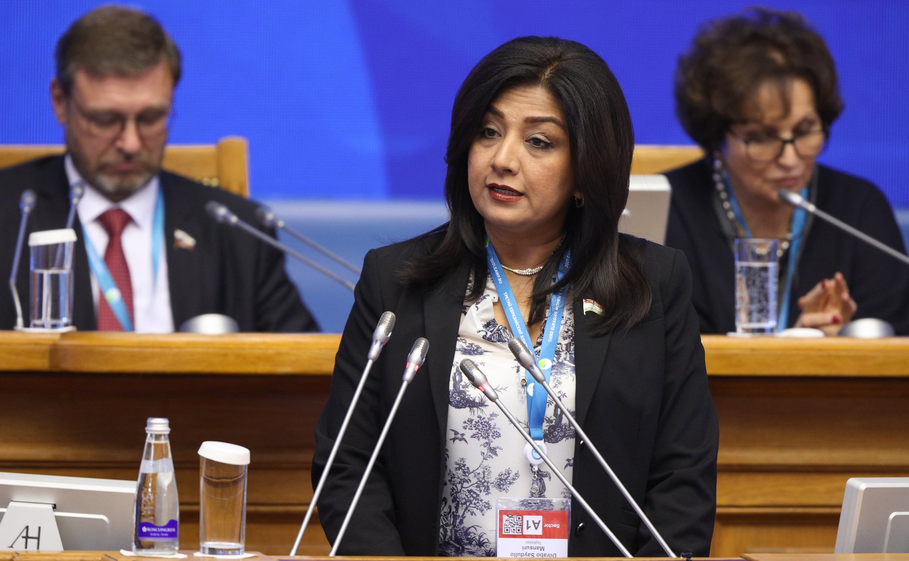 Пленарное заседание – межпарламентского диалога «Миссия женщин в развитии дипломатии мира и доверия»