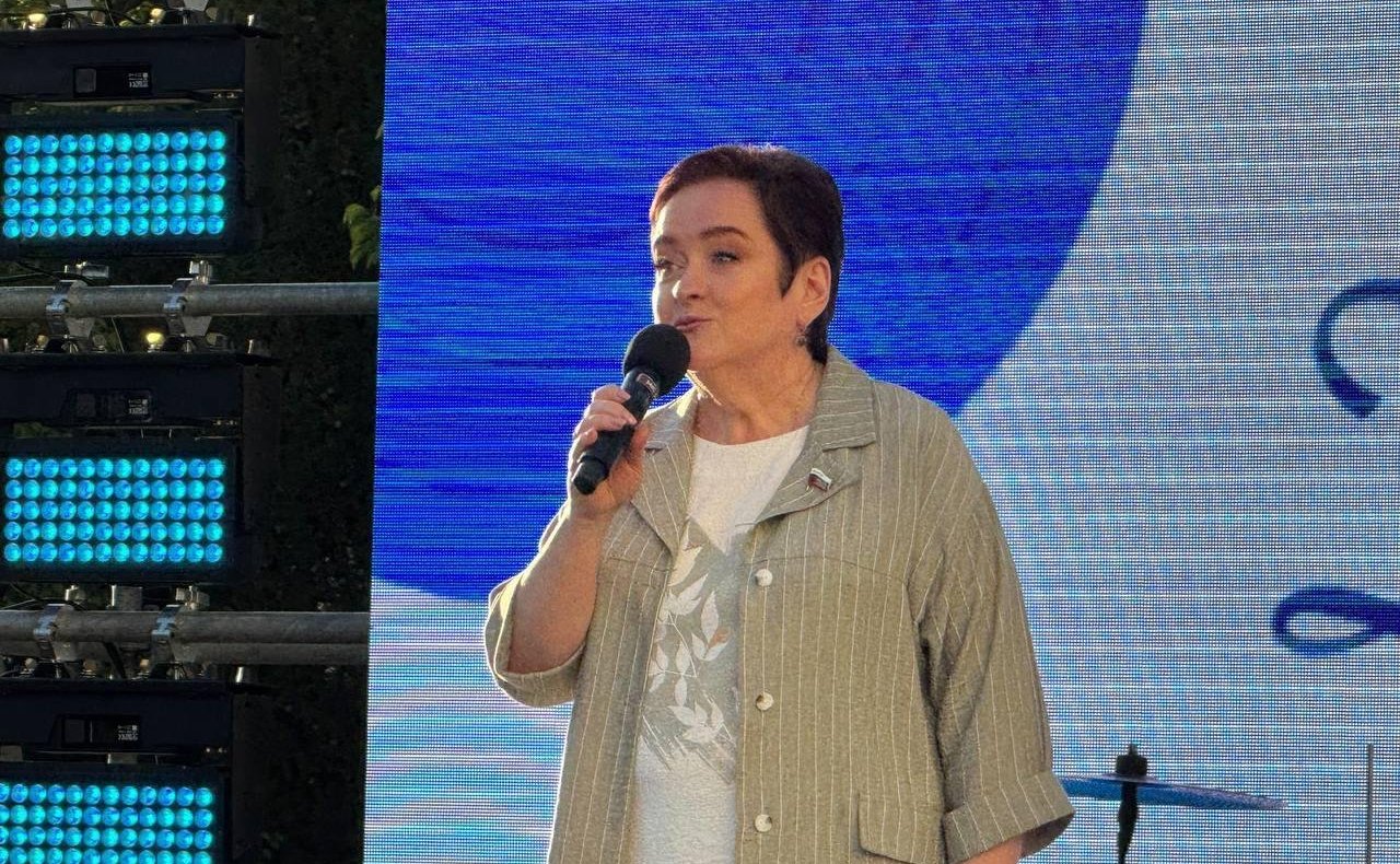 Лариса Мельник приняла участие в праздничных мероприятиях, посвящённых Дню знаний