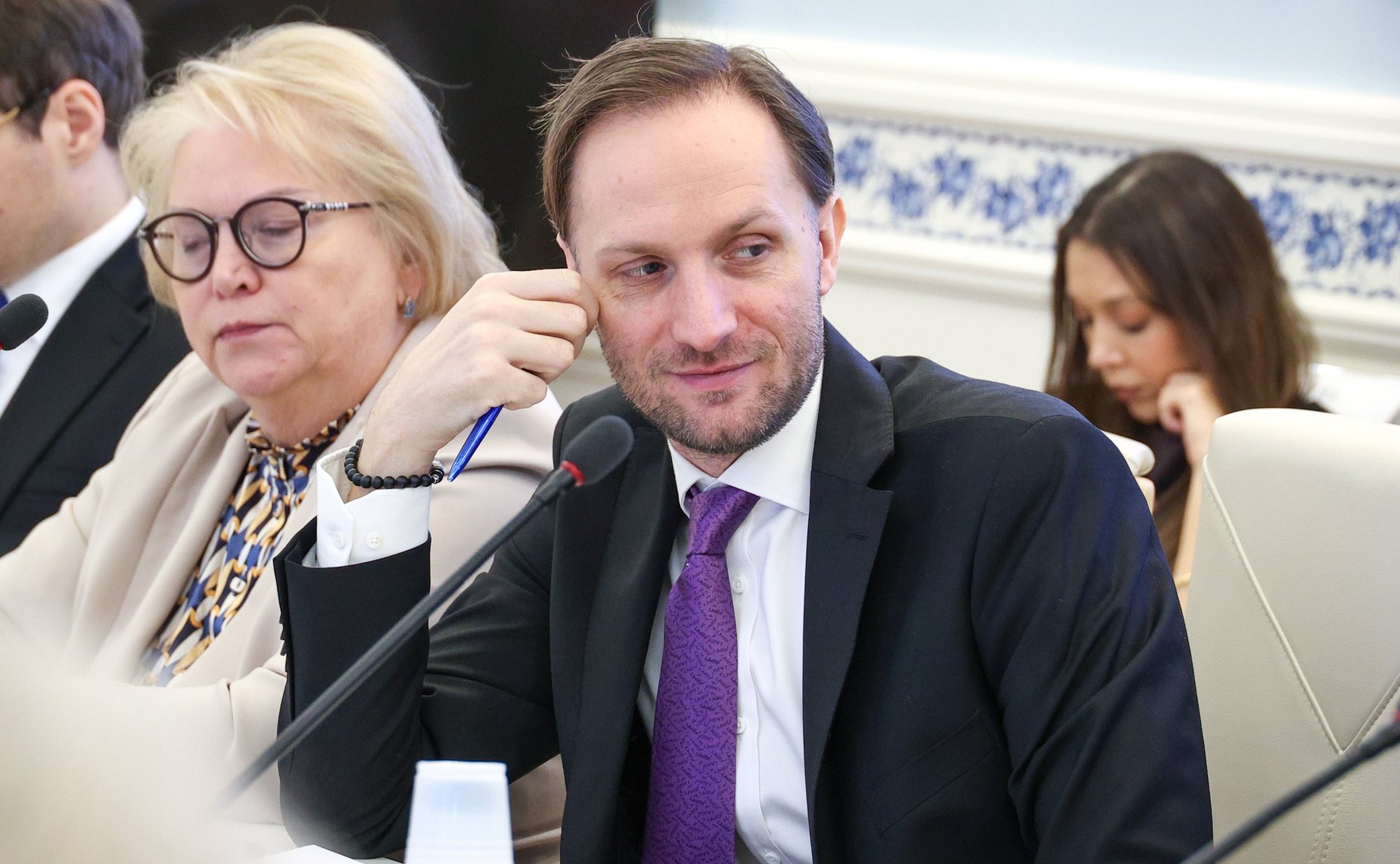 Круглый стол Комитета СФ по науке, образованию и культуре на тему «Русский язык на пространстве Содружества Независимых Государств: проблемы и перспективы»