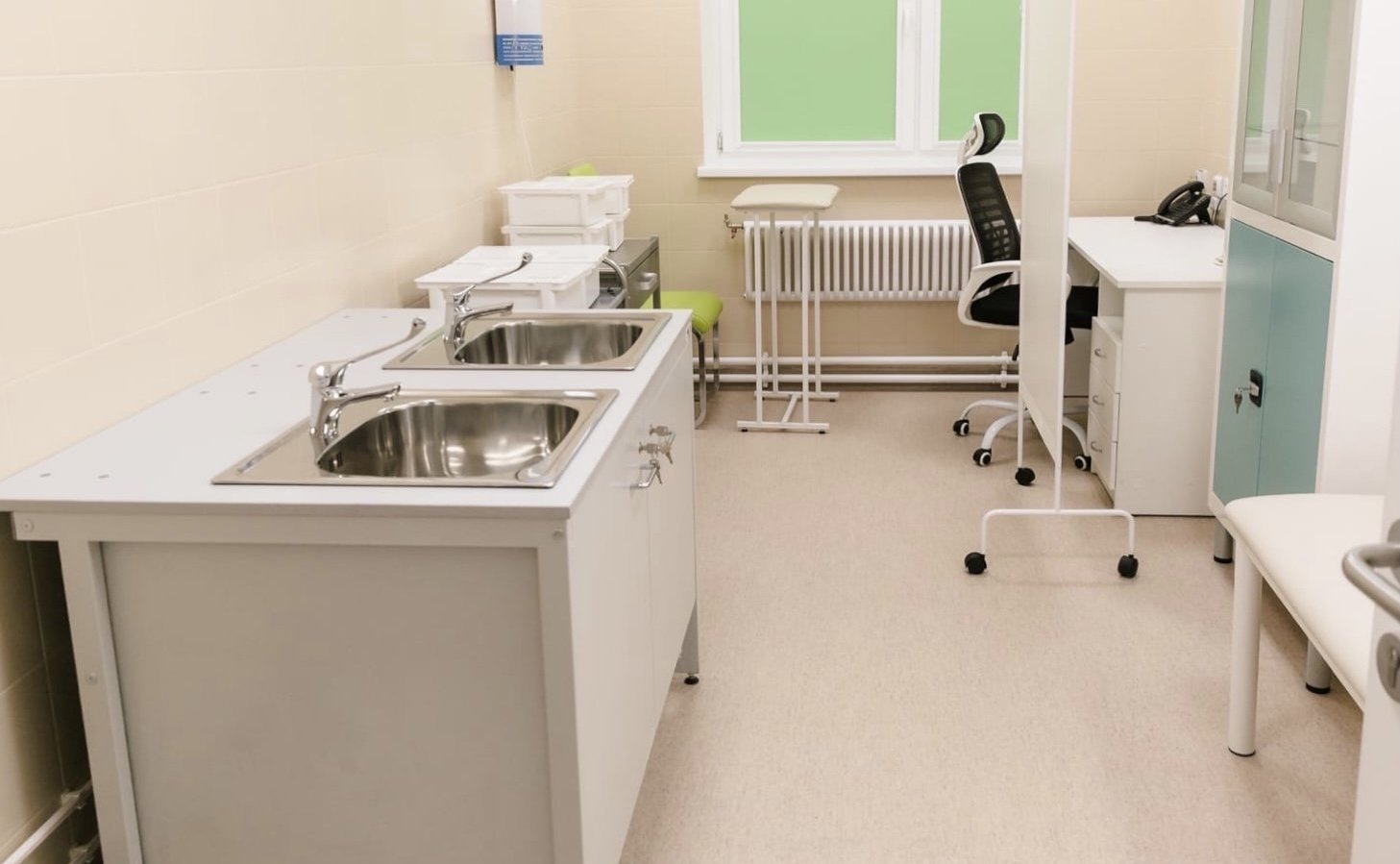 Татьяна Кусайко посетила новую амбулаторию в посёлке Сафоново Мурманской области