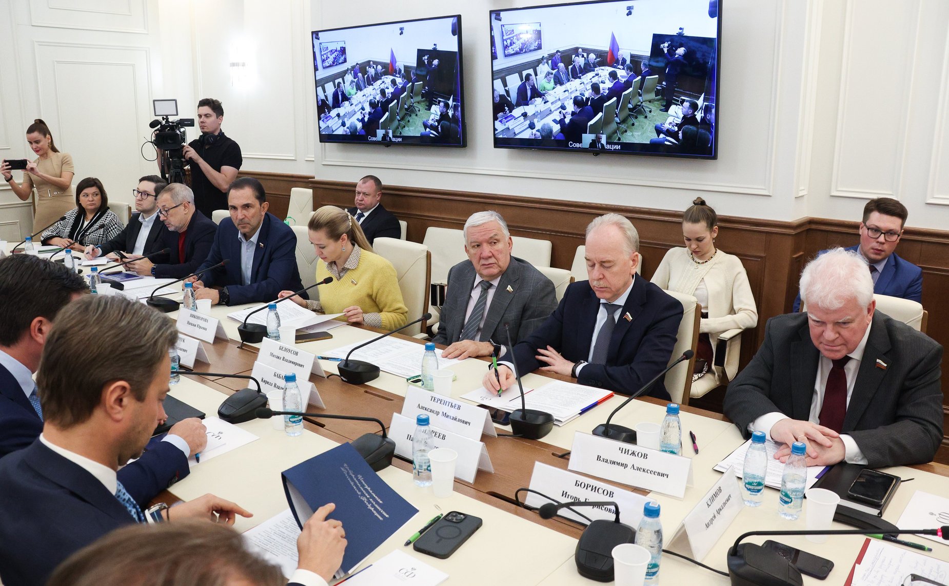 Круглый стол Комиссии СФ по защите государственного суверенитета и предотвращению вмешательства во внутренние дела Российской Федерации «Вопросы международного наблюдения за выборами с точки зрения обеспечения государственного суверенитета»