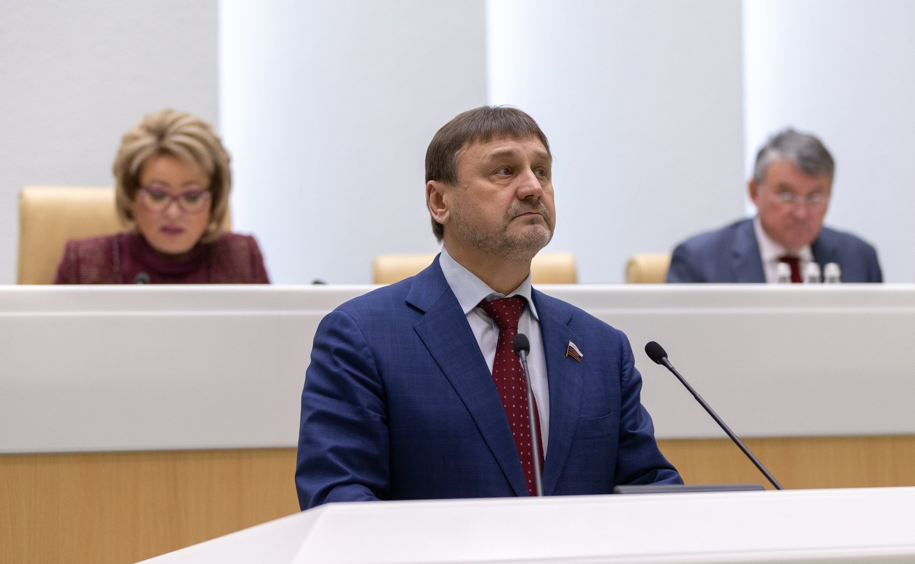 Владимир Лебедев