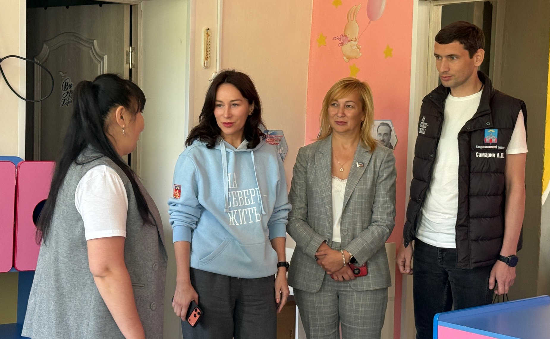 Елена Дягилева посетила образовательные организации в Кандалакшском и Терском муниципальных округах