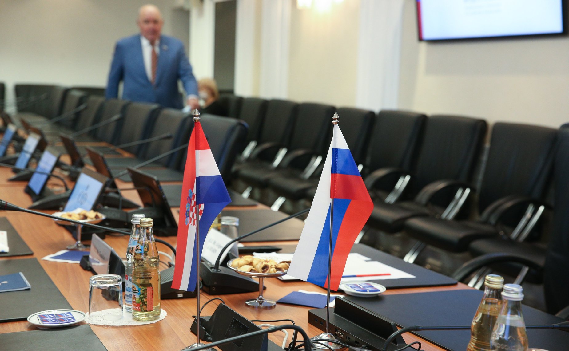 Встреча председателя Комитета СФ по международным делам Григория Карасина с Чрезвычайным и Полномочным Послом Республики Хорватия в РФ Томиславом Царом