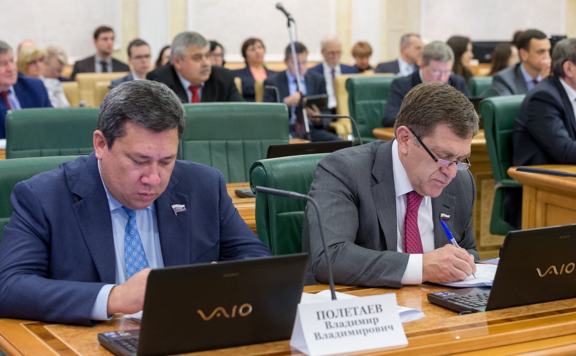 В. Полетаев