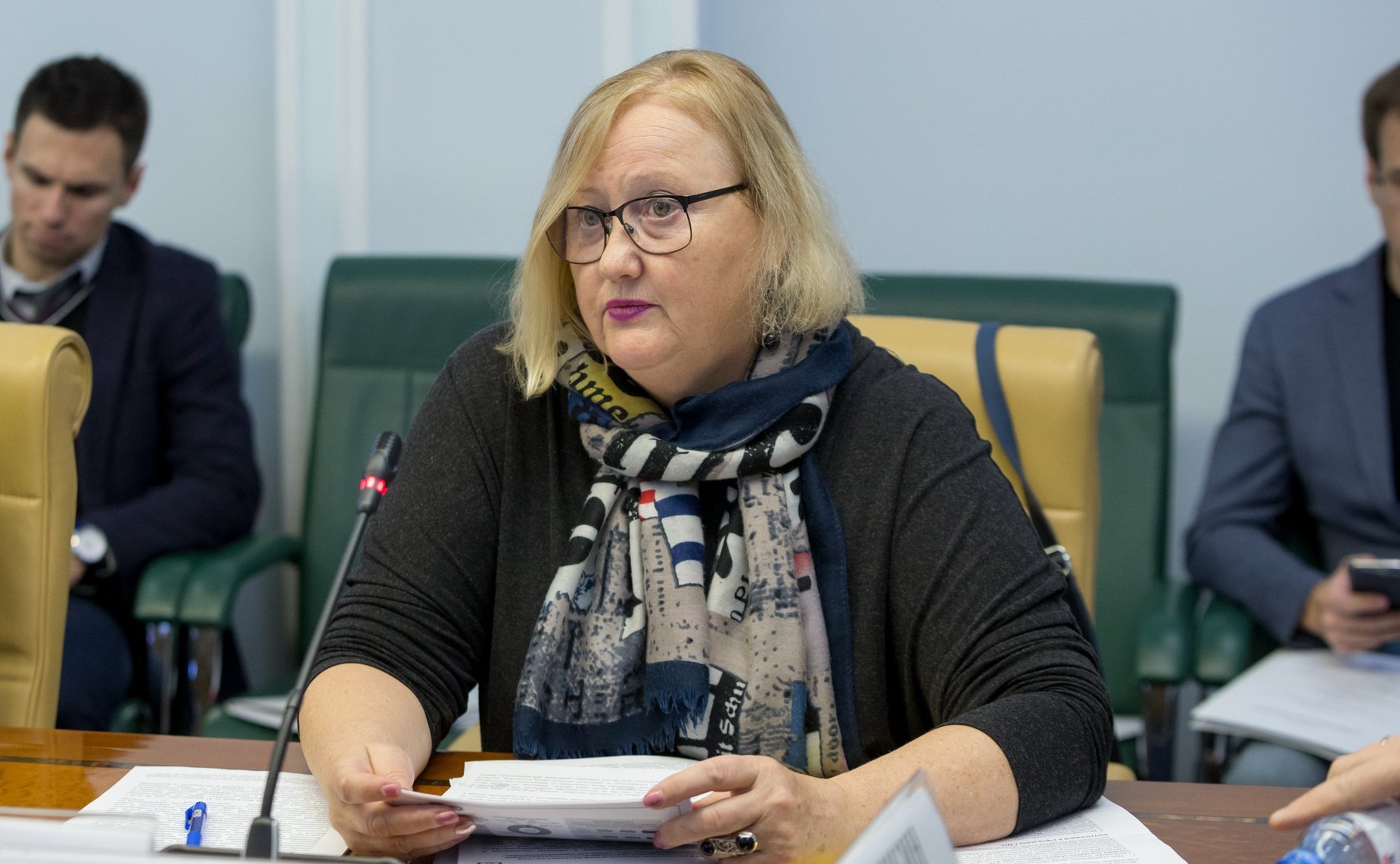 «Круглый стол» Комитета СФ по экономической политике совместно с Комитетом СФ по конституционному законодательству и государственному строительству