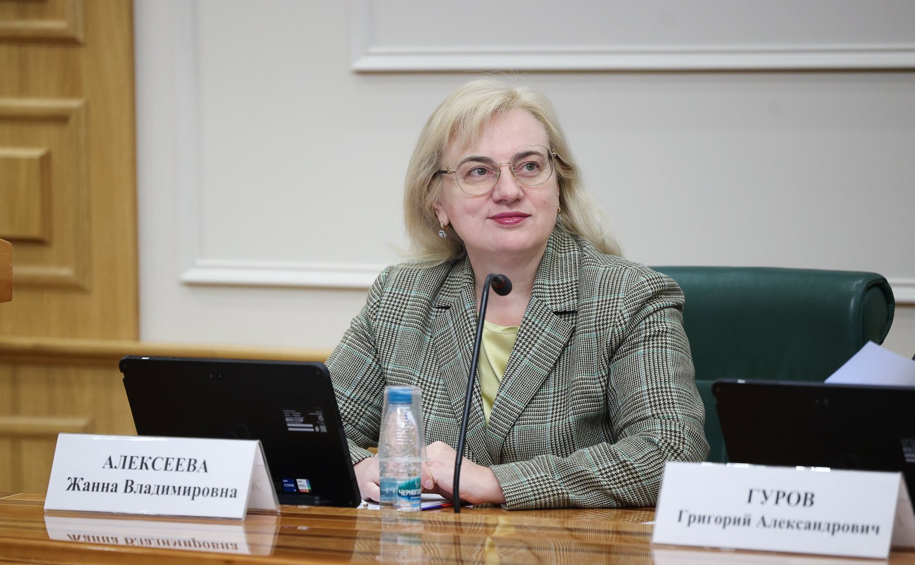 Круглый стол Комитета СФ по науке, образованию и культуре «Воспитание и просвещение как инструменты формирования личности в современном обществе» (в рамках XIV Рождественских парламентских встреч)