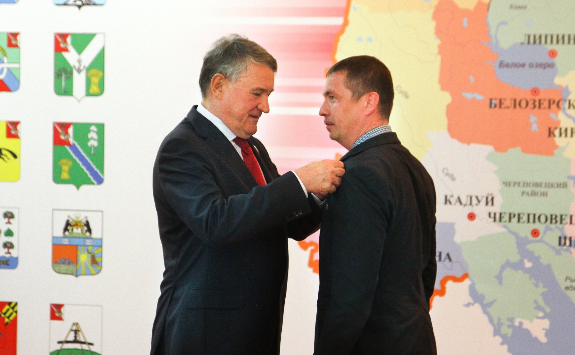 Юрий Воробьев принял участие в торжественном мероприятии, посвященном Дню местного самоуправления