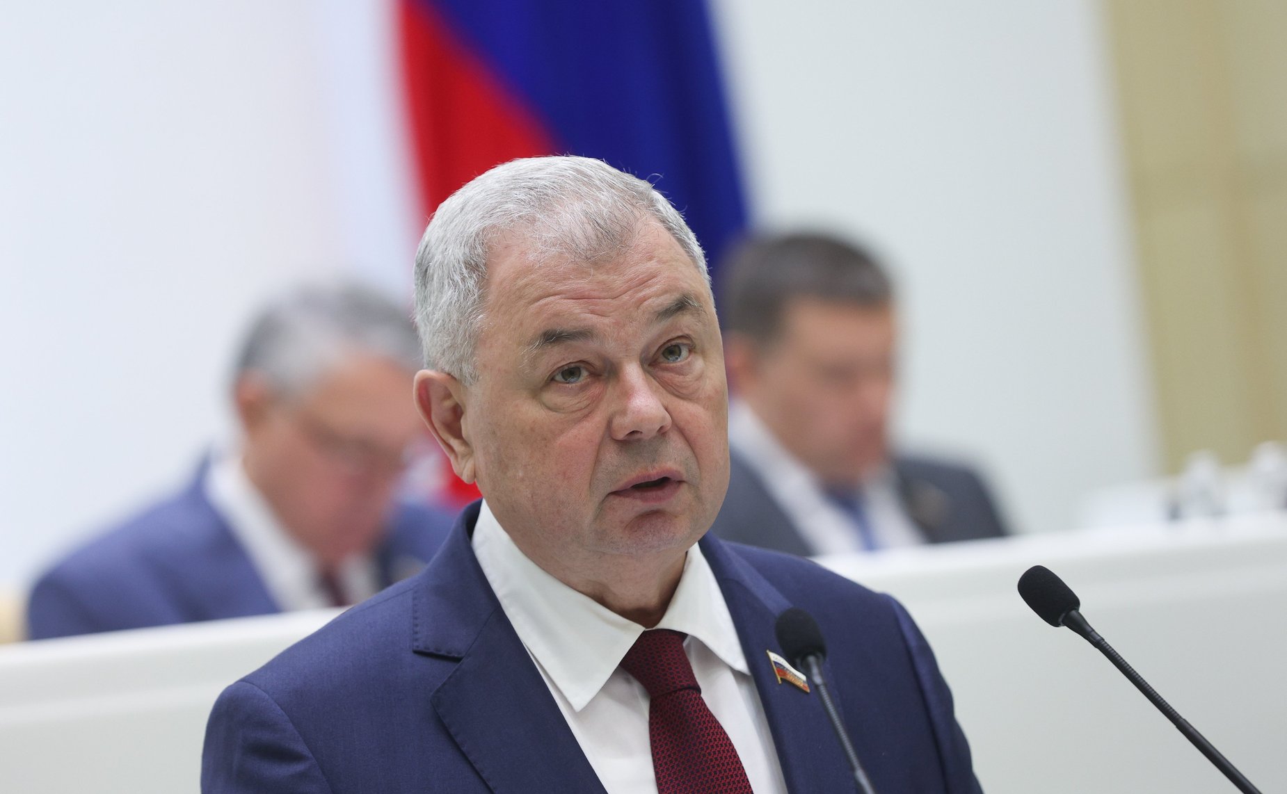 Анатолий Артамонов