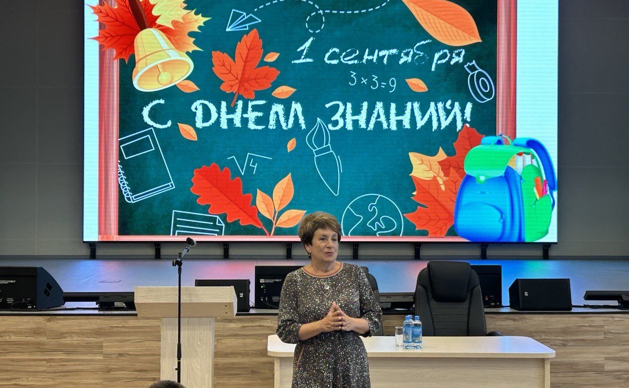 Екатерина Алтабаева поздравила кадет с началом нового учебного года