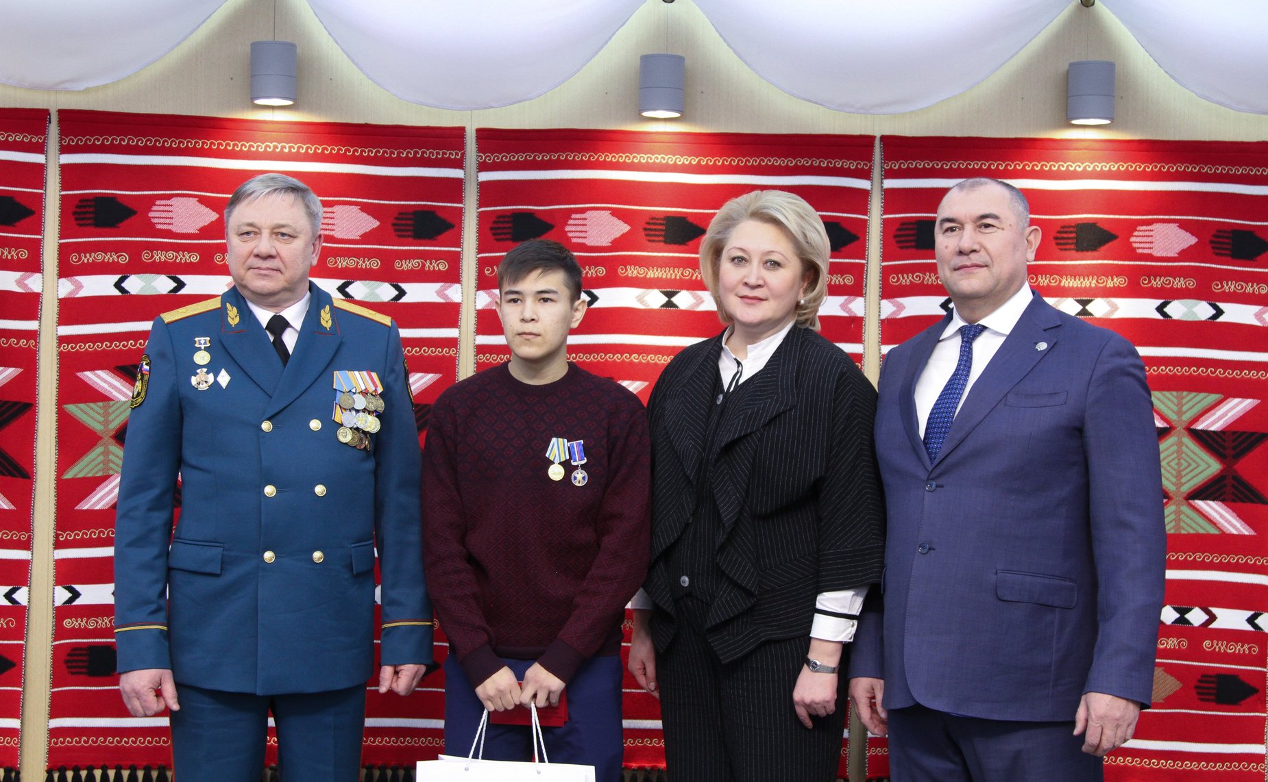 Лилия Гумерова вручила детям-героям из Башкирии медали Совета Федерации «За проявленное мужество»