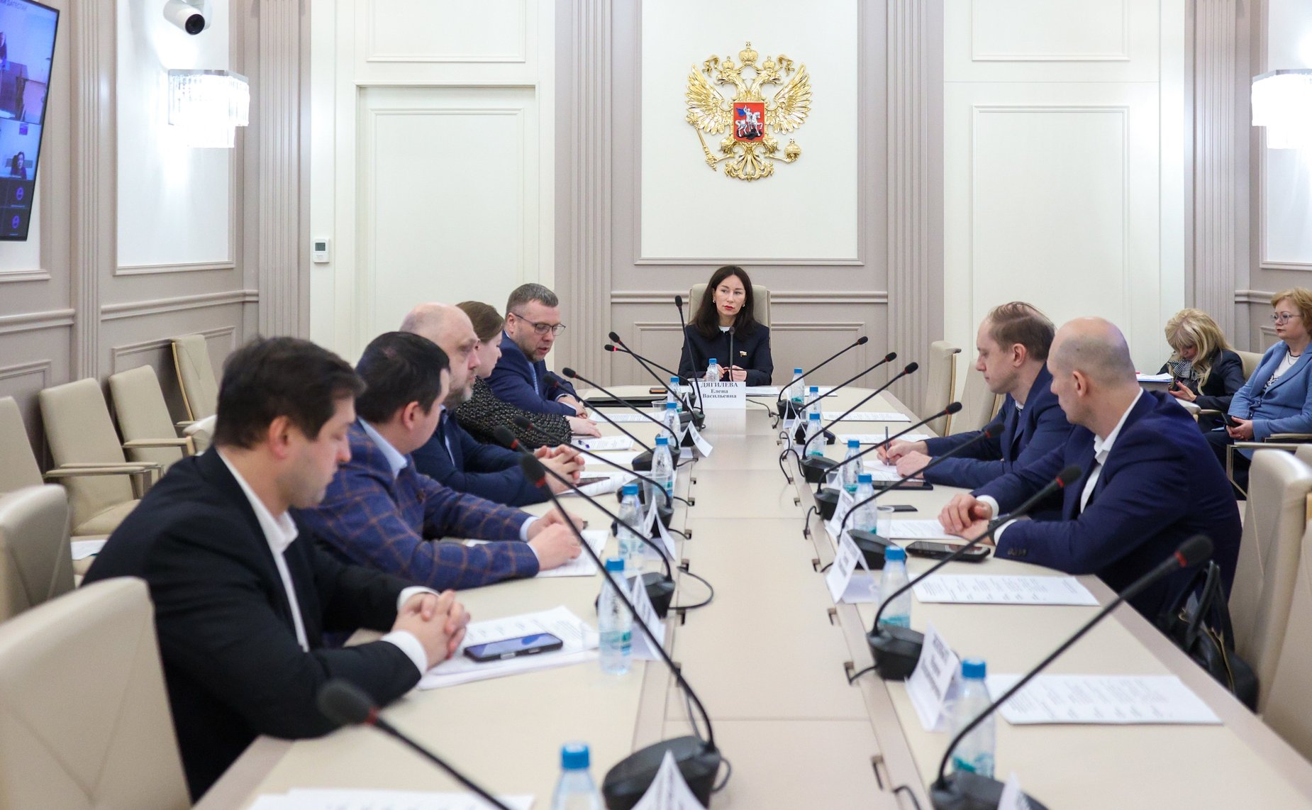 Круглый стол Комитета Совета Федерации по бюджету и финансовым рынкам «Применение контрольно-кассовой техники: практические аспекты и налоговый контроль»