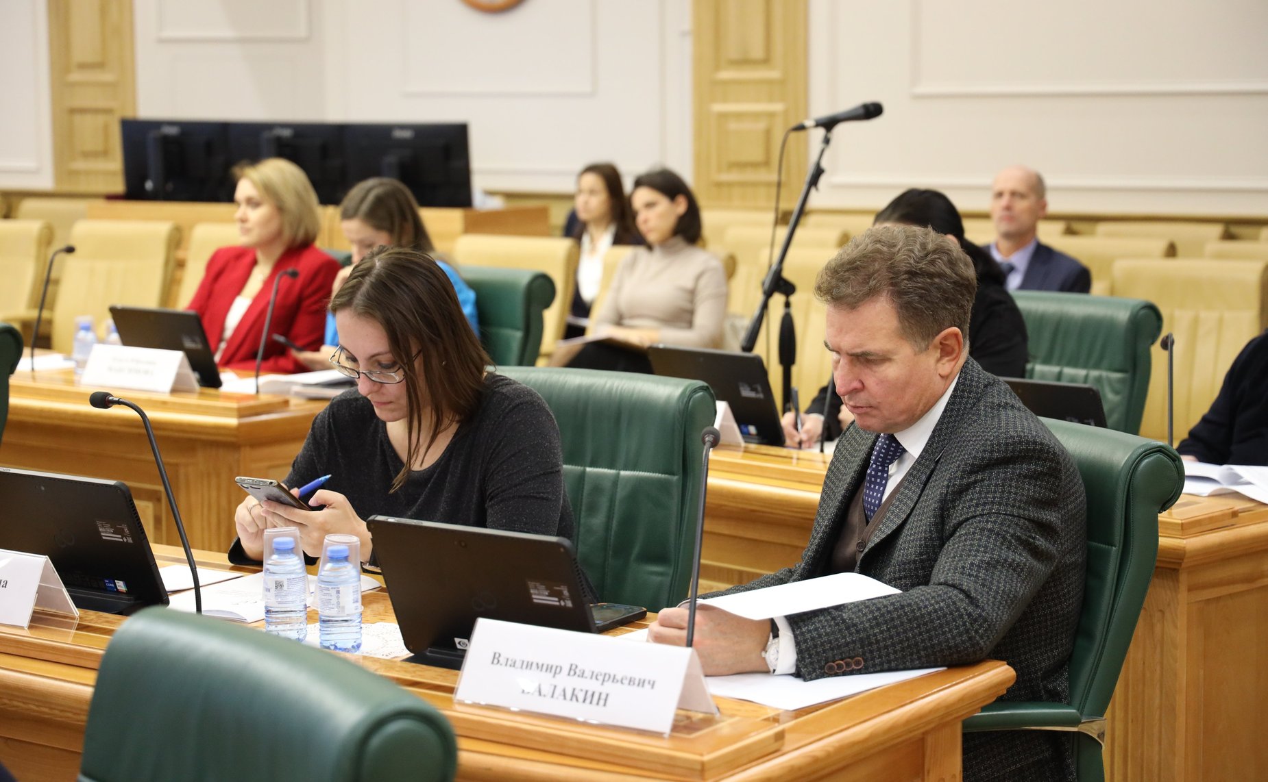 Круглый стол на тему «Совершенствование правового регулирования защиты прав потребителей в условиях осуществления параллельного импорта»