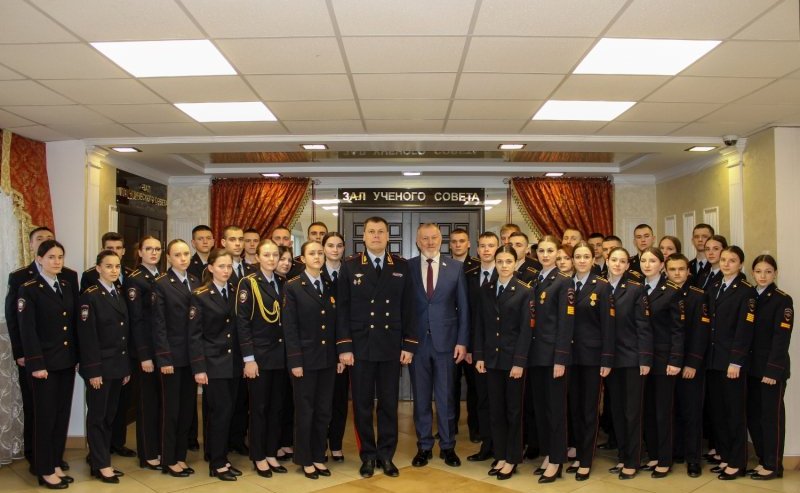 Сергей Горняков принял участие в информационном проекте Волгоградской академии МВД России «Час с сенатором»