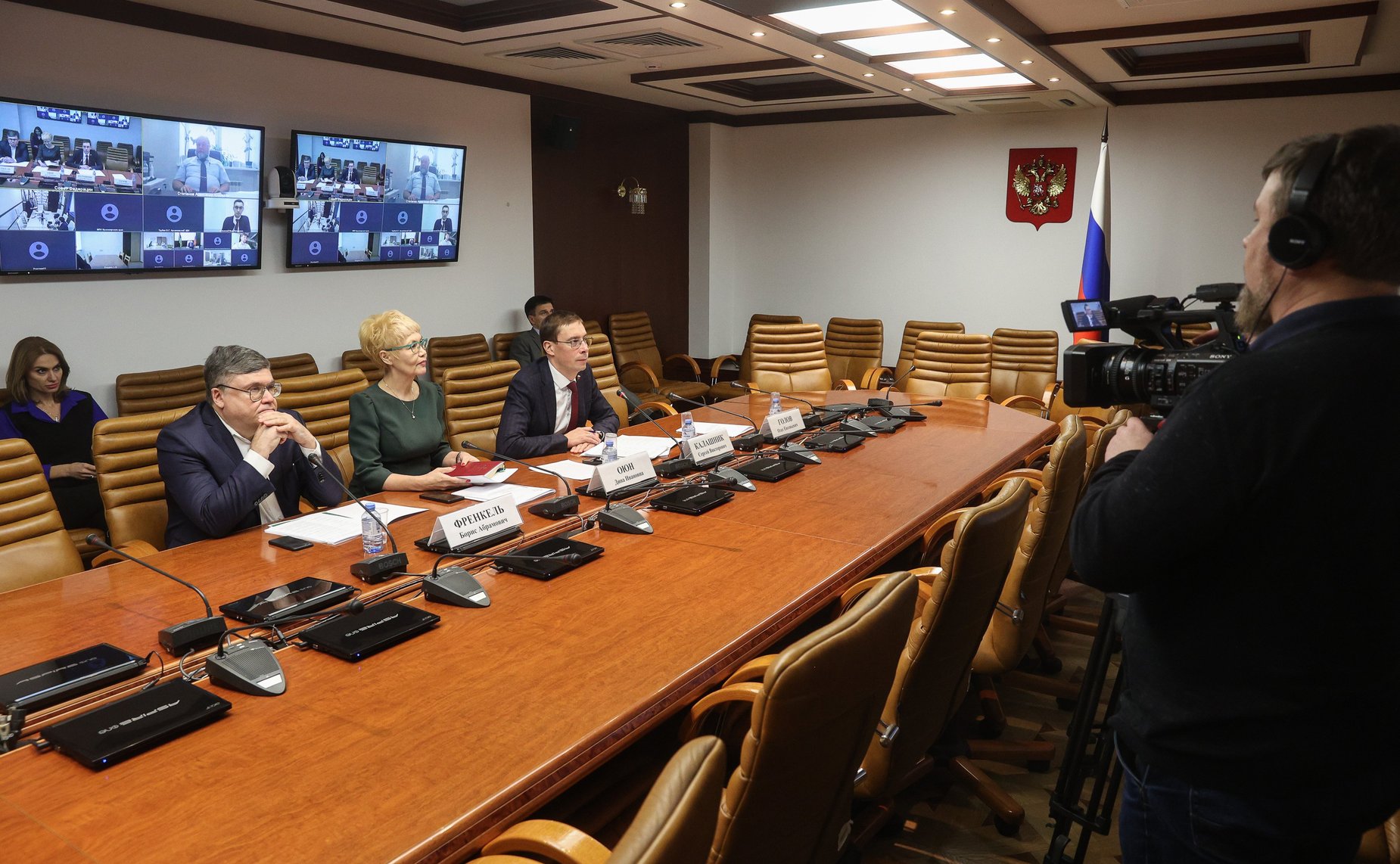 Круглый стол Комитета СФ по экономической политике «О мерах, направленных на стимулирование развития лесопромышленного комплекса РФ в новых экономических условиях»