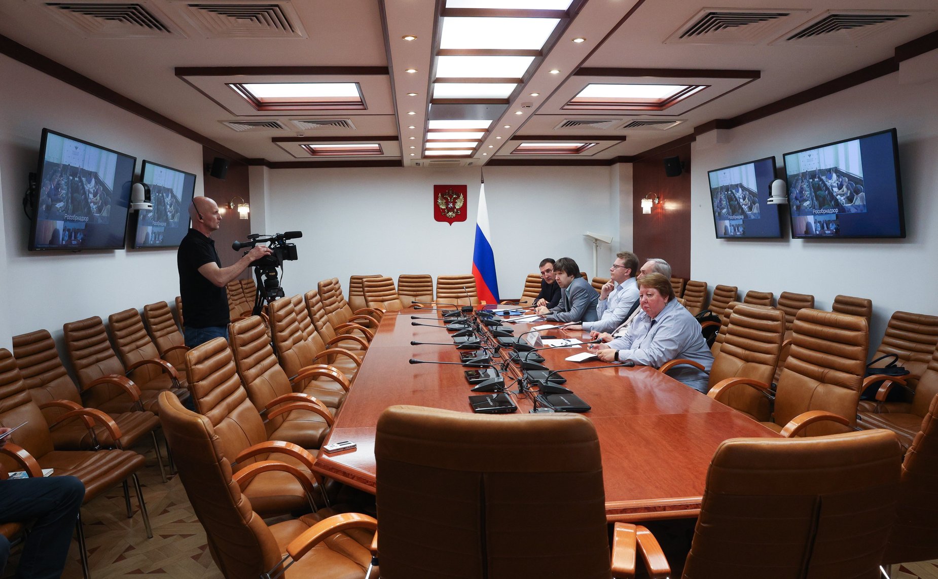 Совещание Комитета СФ по Регламенту и организации парламентской деятельности совместно с Комиссией СФ по мониторингу законодательства РФ
 в сфере государственного контроля (надзора) и муниципального контроля в РФ