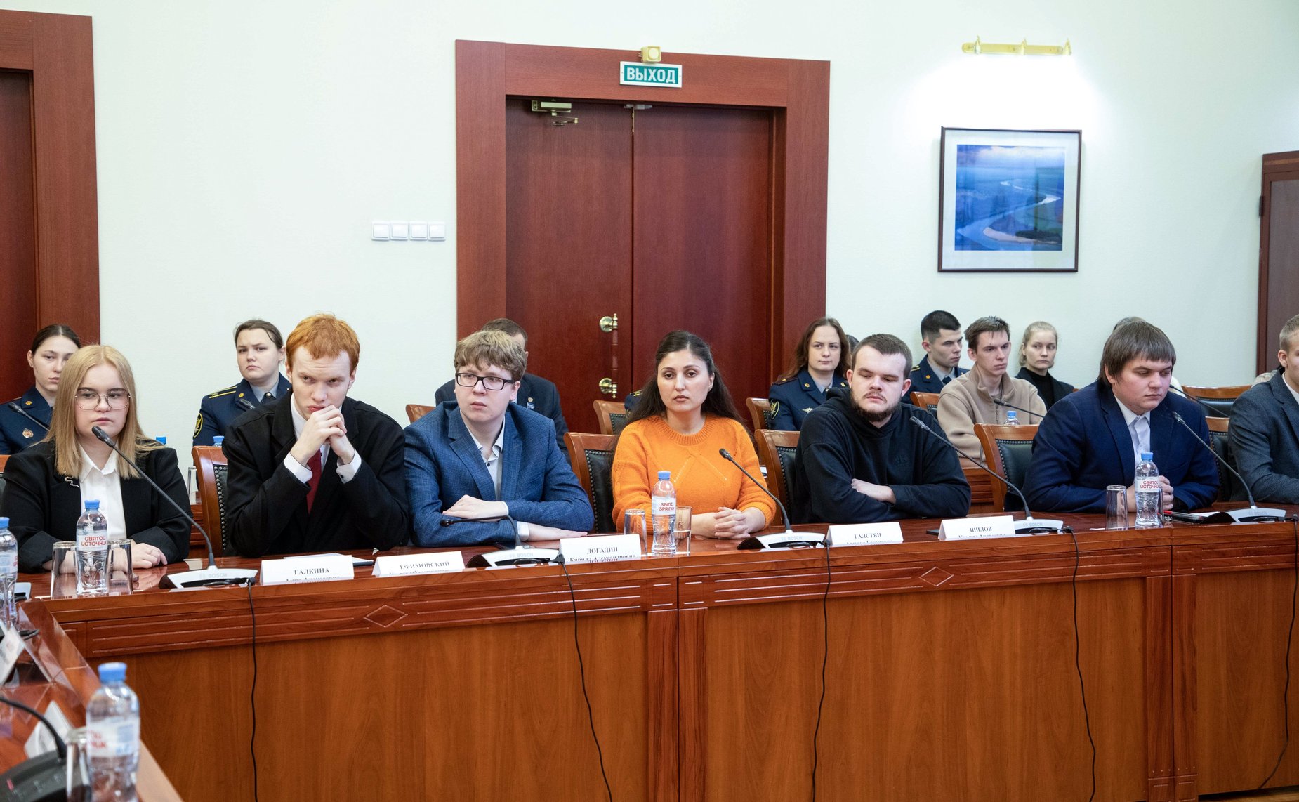 Заседание Дискуссионного клуба Молодежного парламента Вологодской области