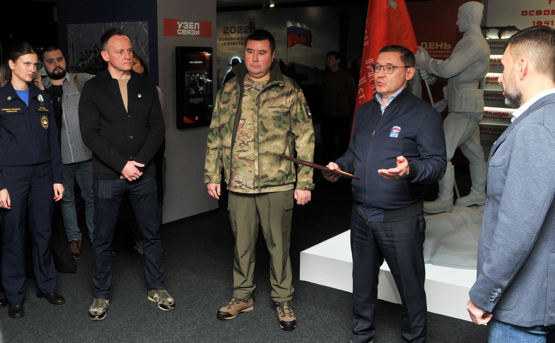 Первый заместитель Председателя СФ Владимир Якушев и глава Донецкой Народной Республики Денис Пушилин открыли в ДНР музей «Поле битвы: Мариуполь»