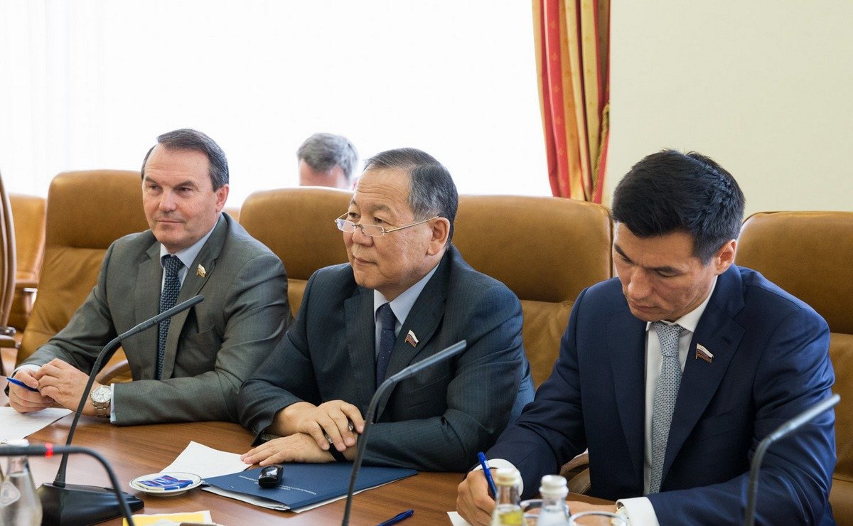 Встреча Б-Ж. Жамбалнимбуева с депутатами Национального собрания Королевства Таиланд